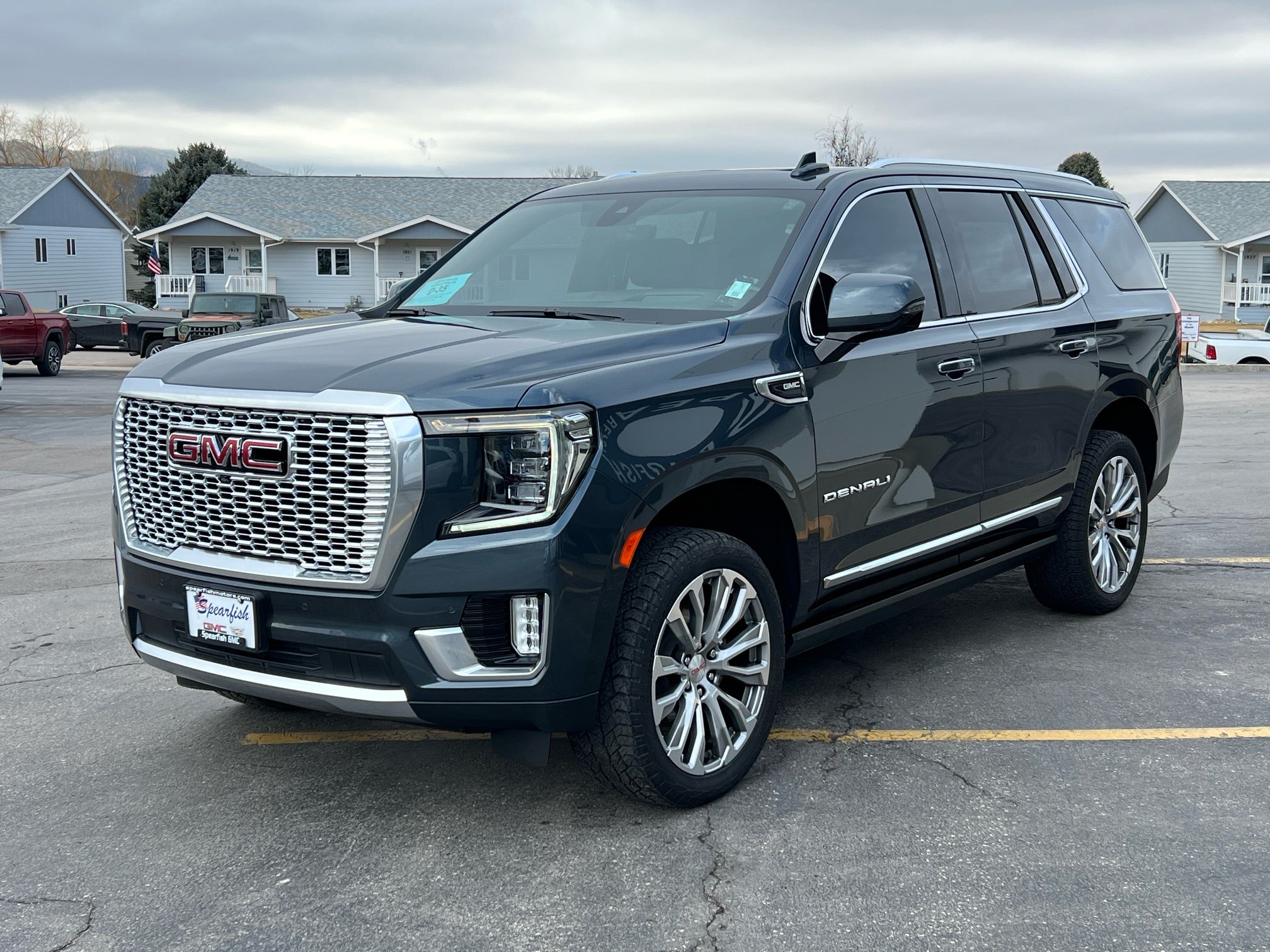 2021 GMC Yukon Base