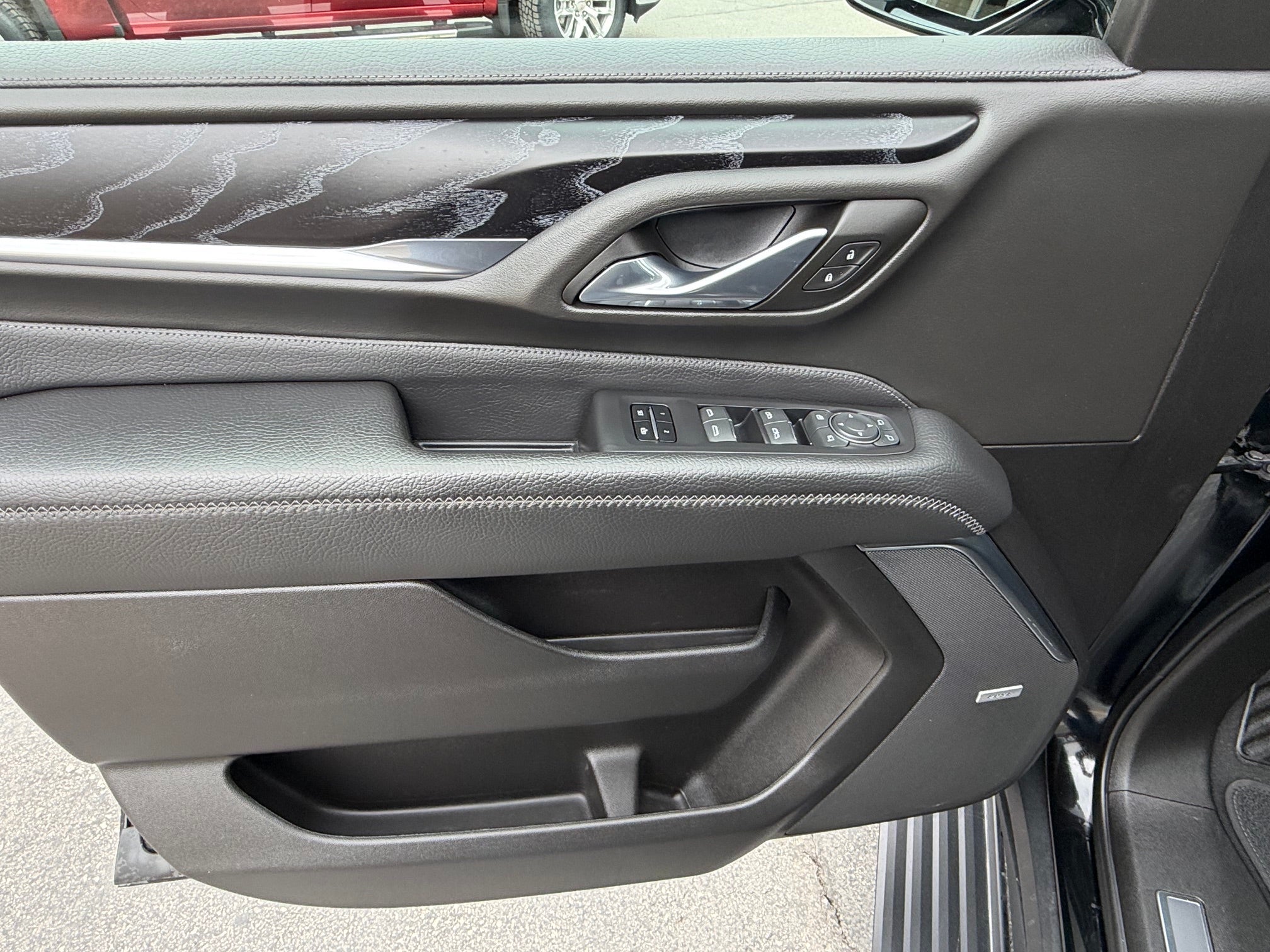 2023 GMC Yukon Base