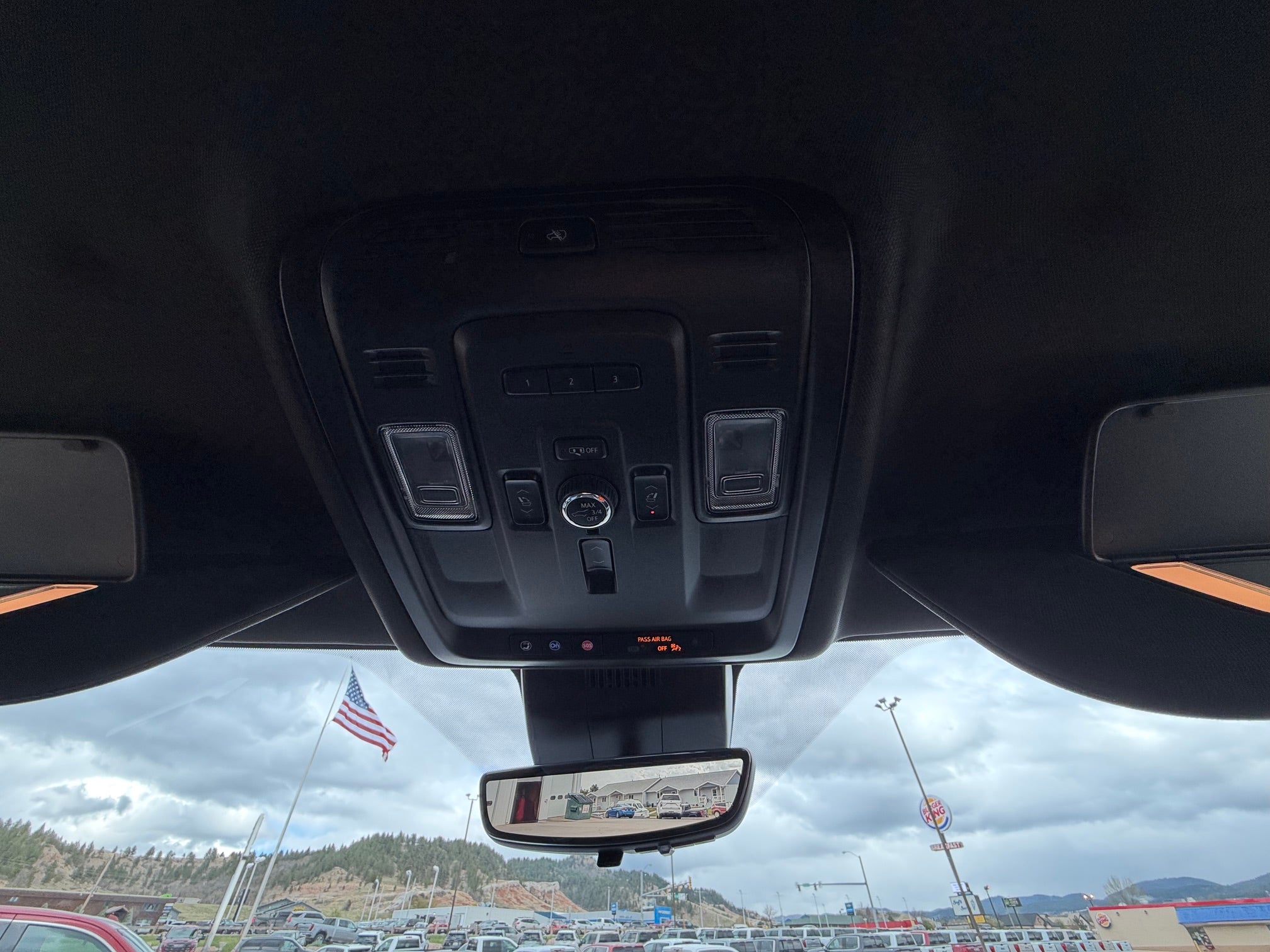 2023 GMC Yukon Base