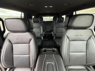 2023 GMC Yukon Base