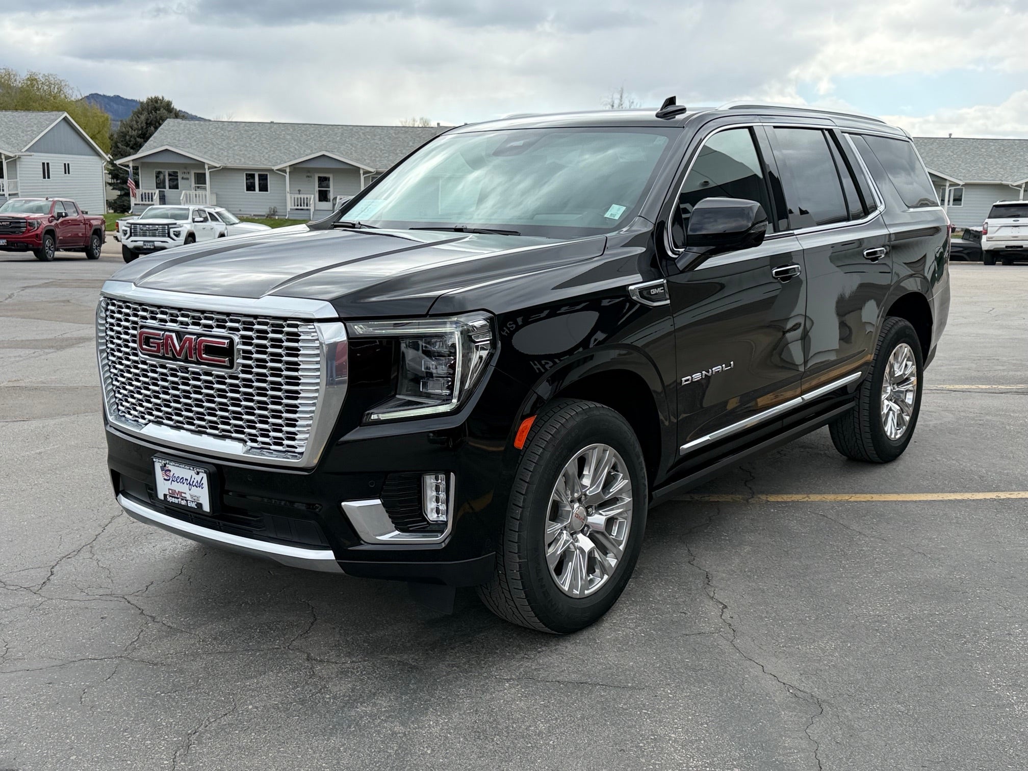 2023 GMC Yukon Base