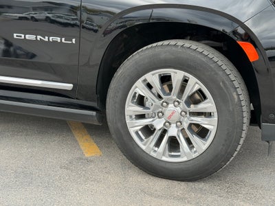 2023 GMC Yukon Base