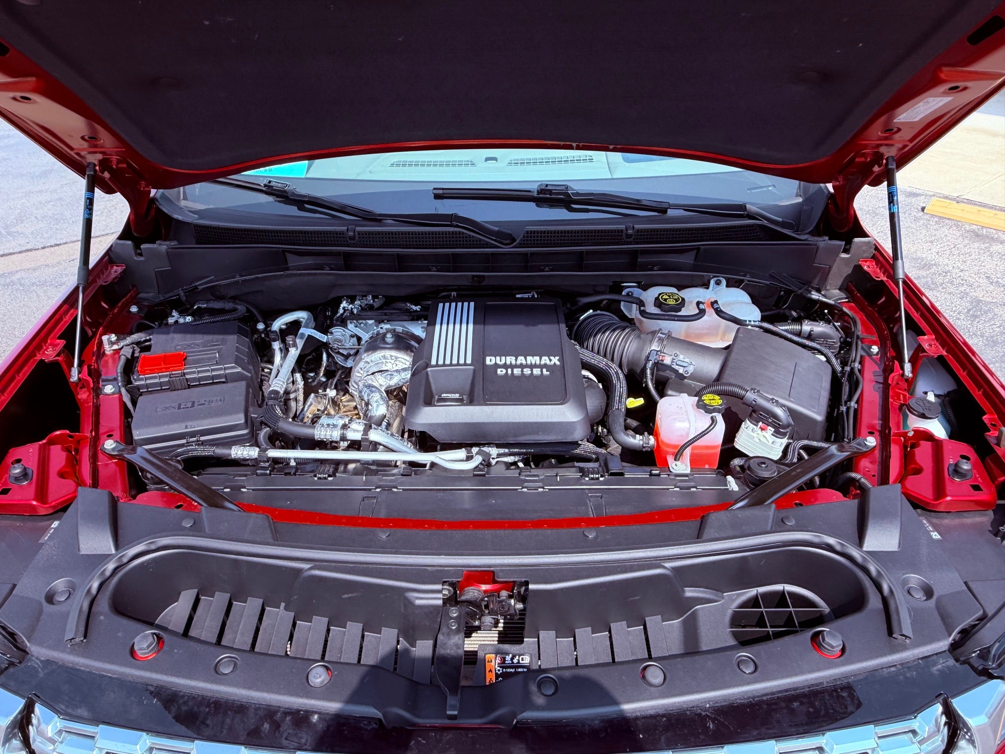 2023 GMC Yukon Base