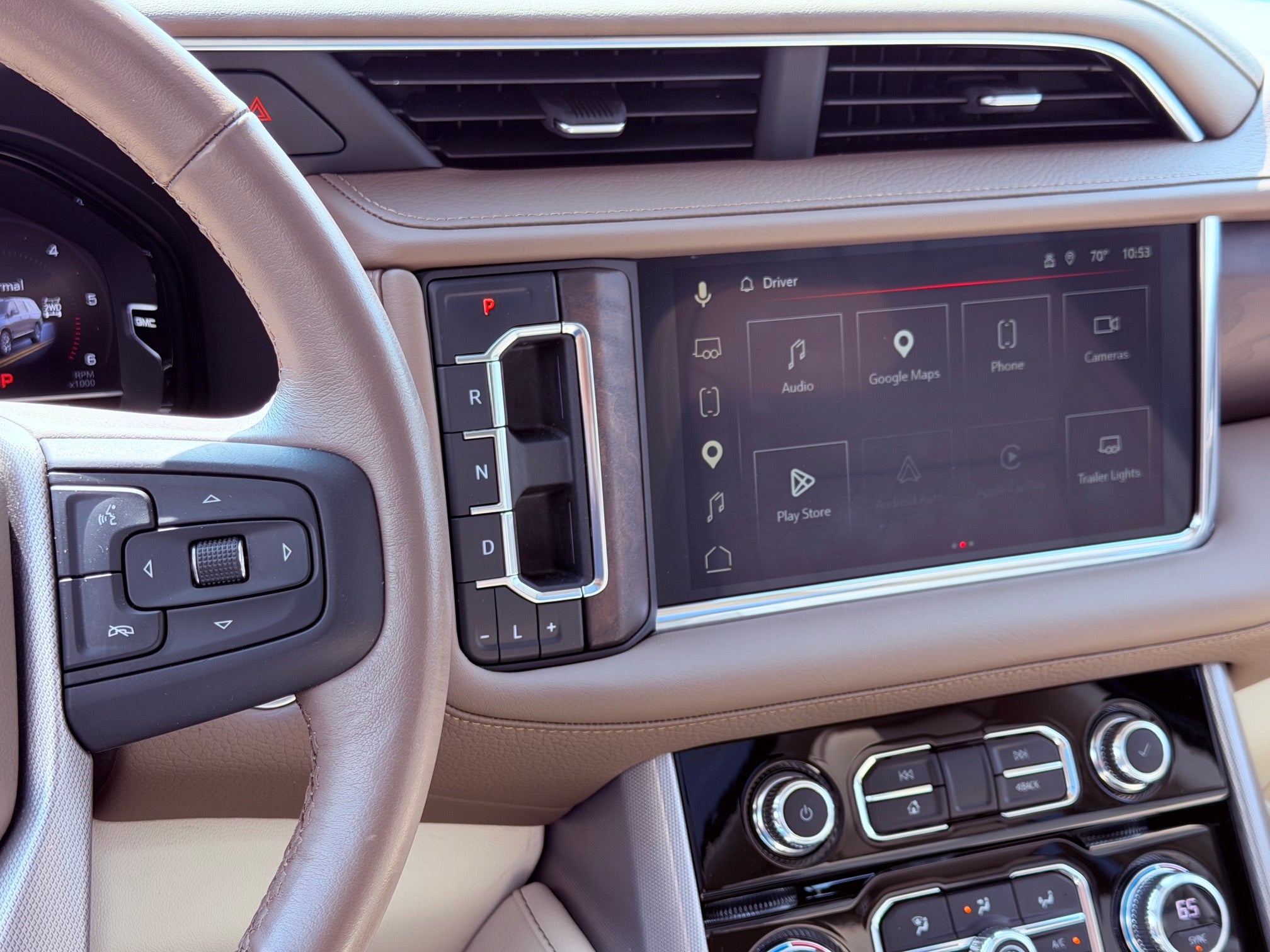 2023 GMC Yukon Base