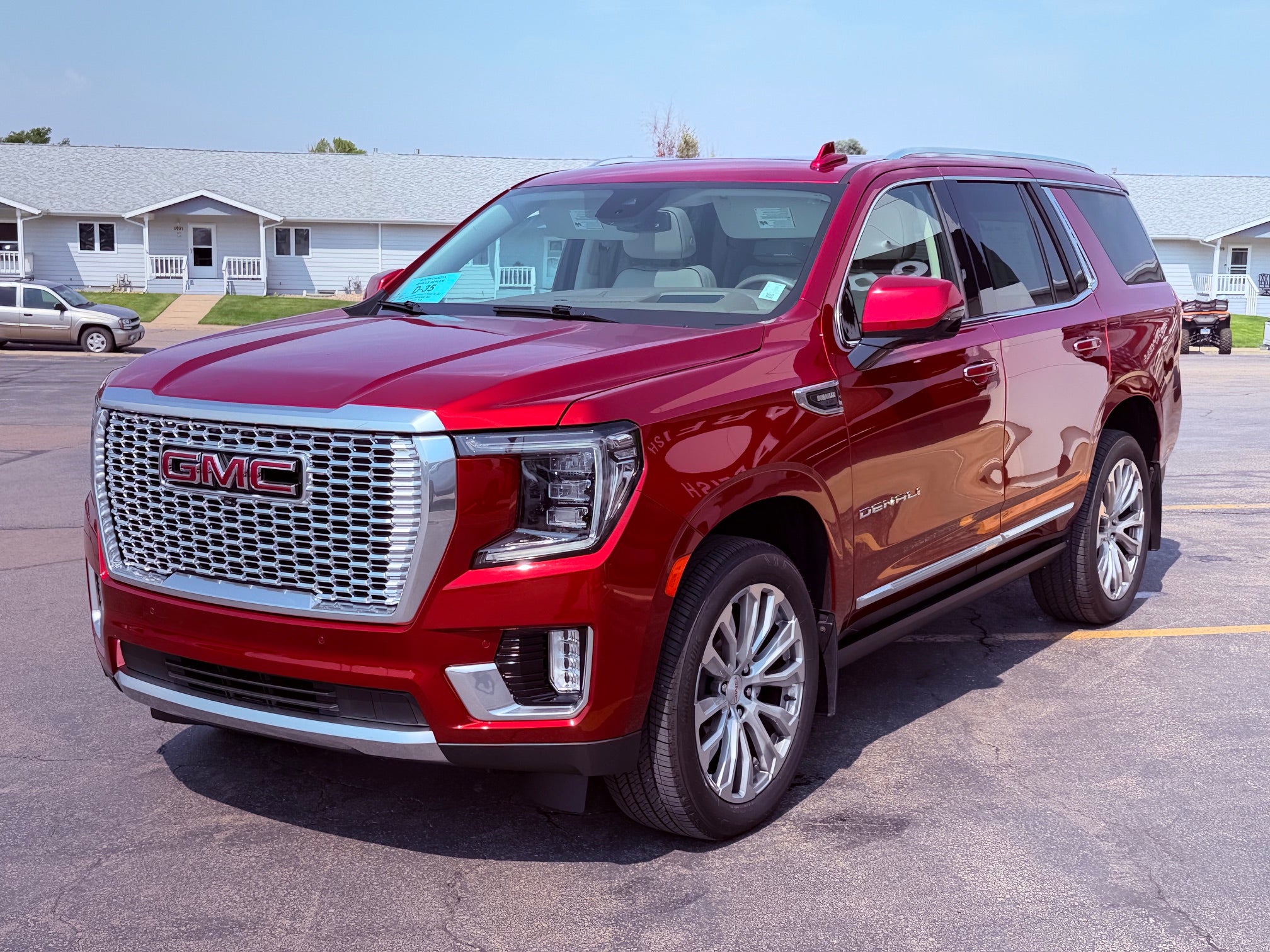 2023 GMC Yukon Base