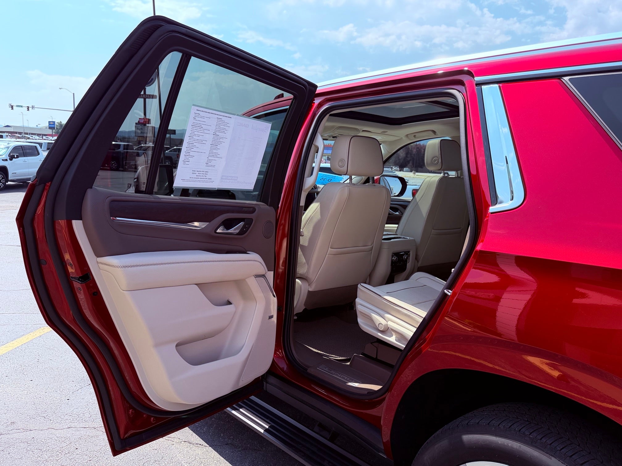 2023 GMC Yukon Base