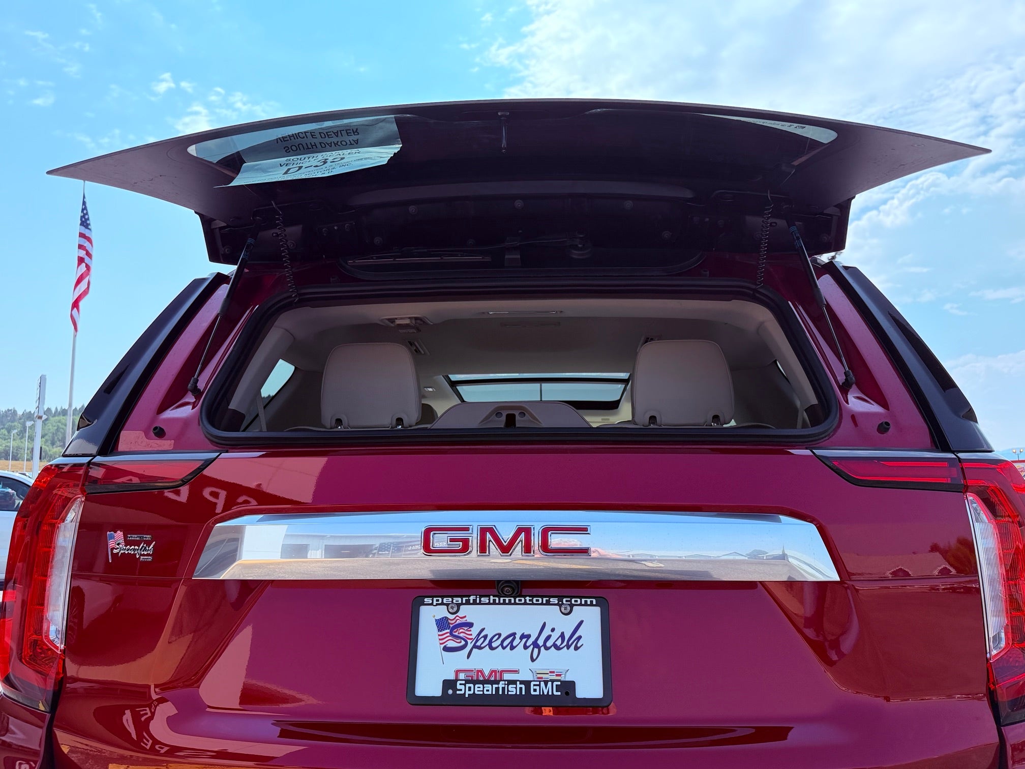 2023 GMC Yukon Base