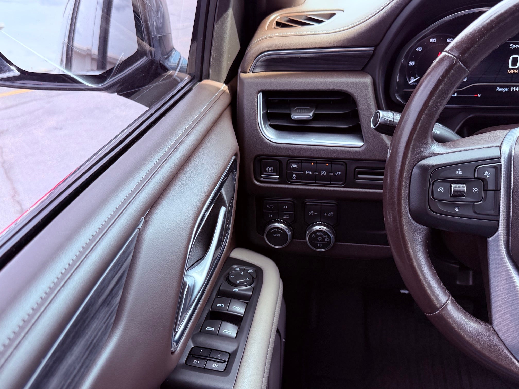 2022 GMC Yukon XL Base