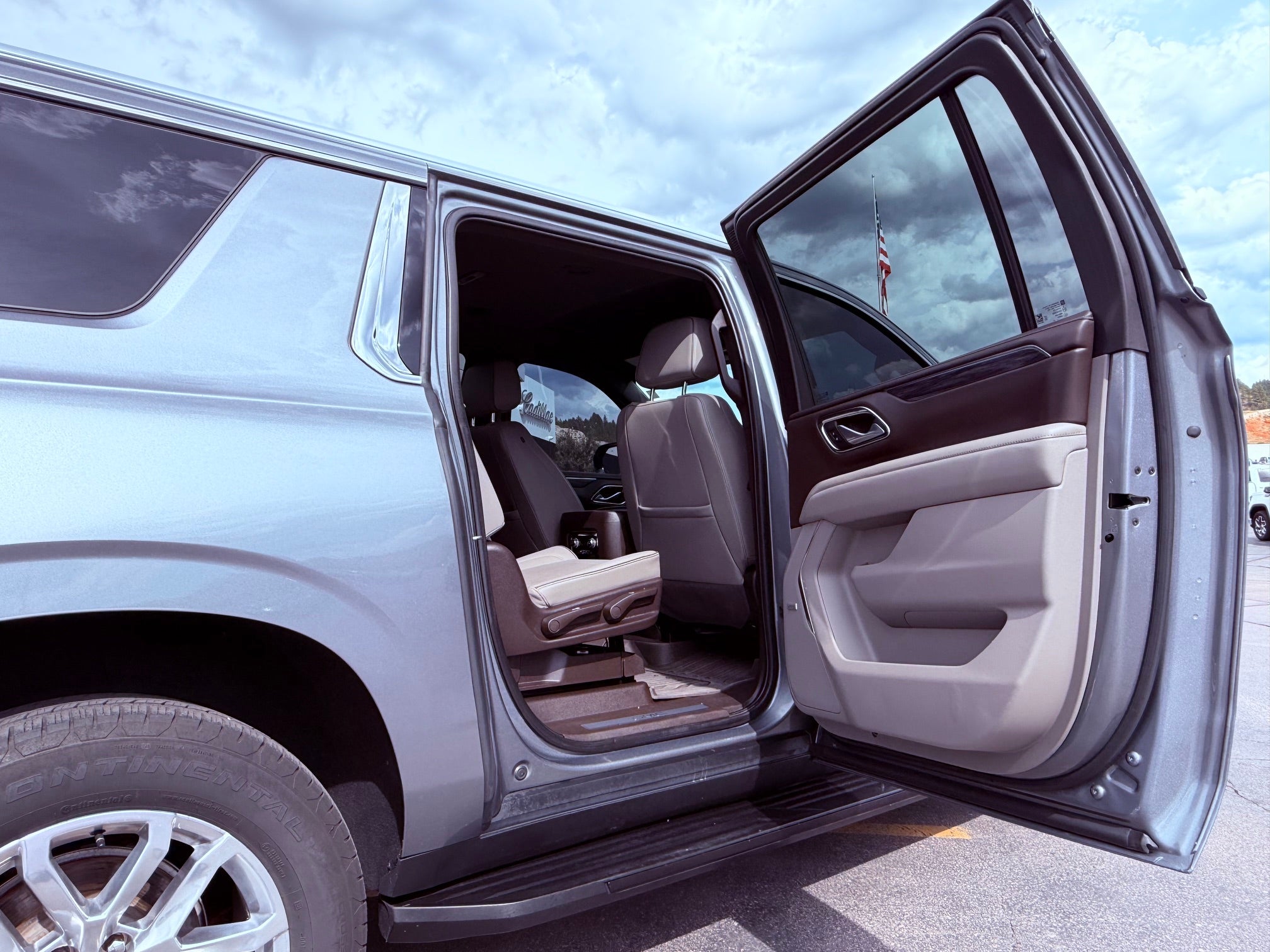 2022 GMC Yukon XL Base