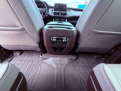 2022 GMC Yukon XL Base