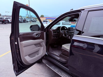 2022 Chevrolet Suburban Base