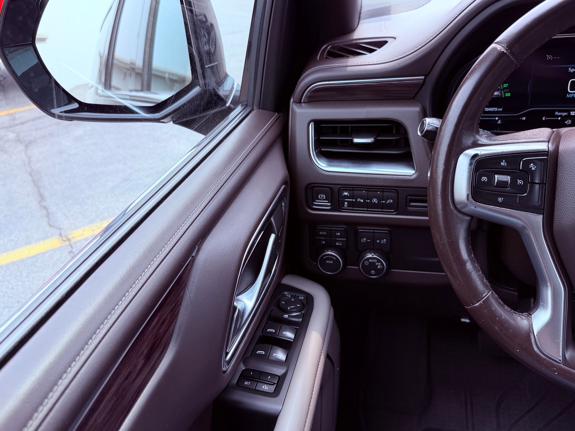 2022 Chevrolet Suburban Base