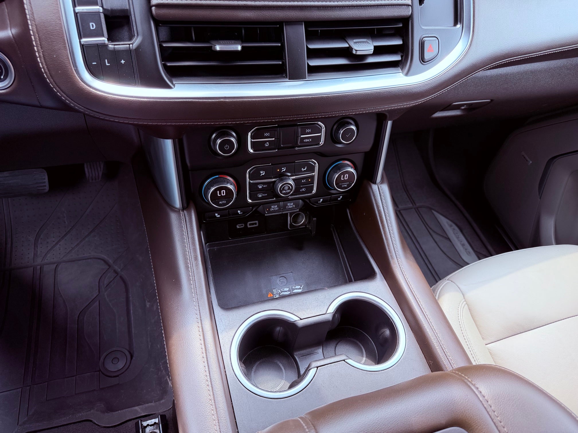 2022 Chevrolet Suburban Base