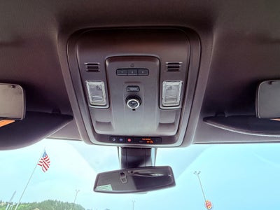 2022 Chevrolet Suburban Base