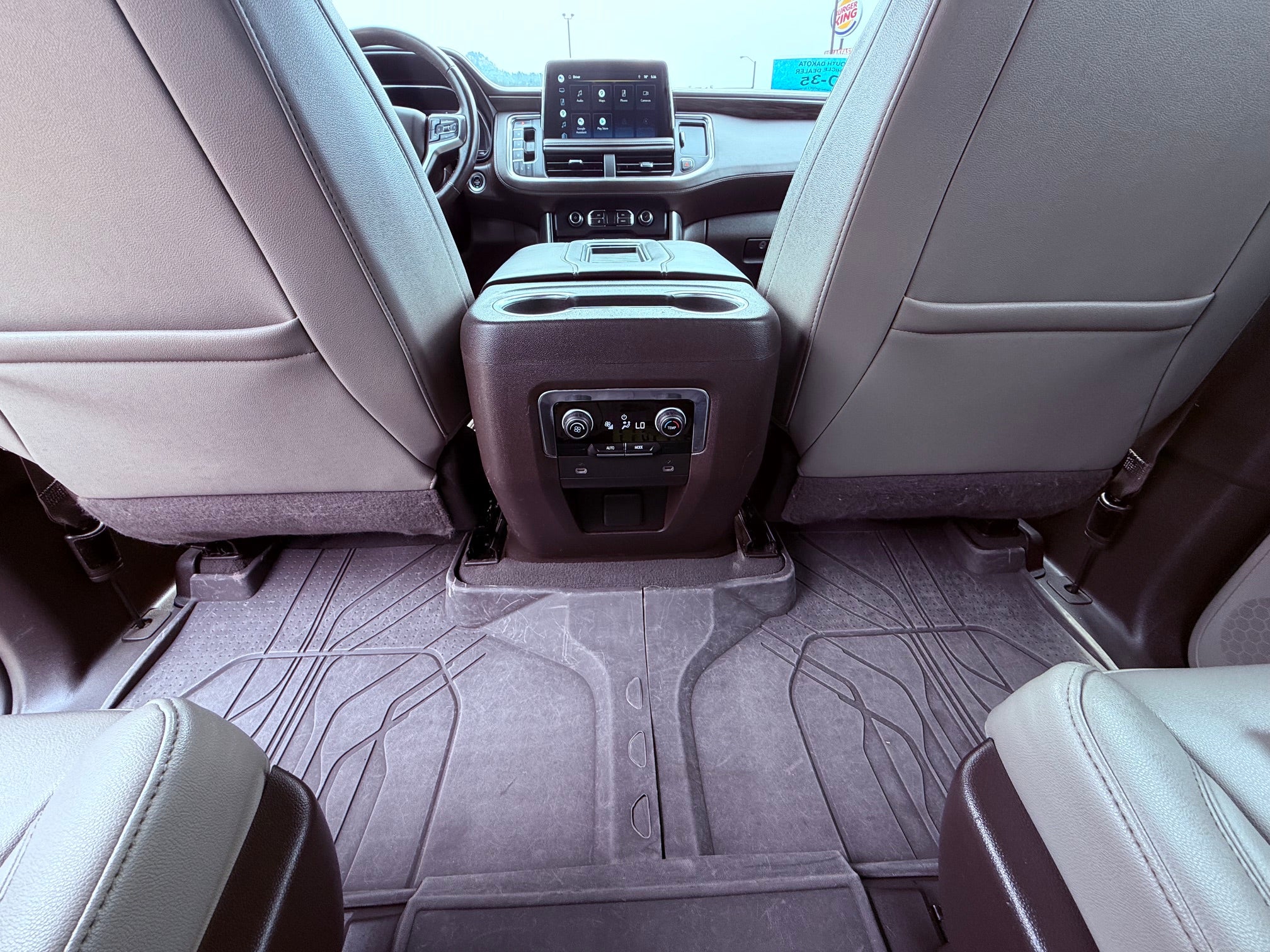 2022 Chevrolet Suburban Base