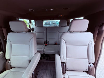 2022 Chevrolet Suburban Base