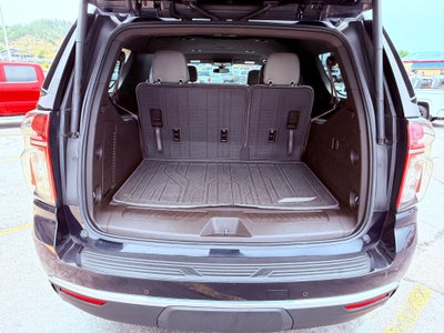 2022 Chevrolet Suburban Base
