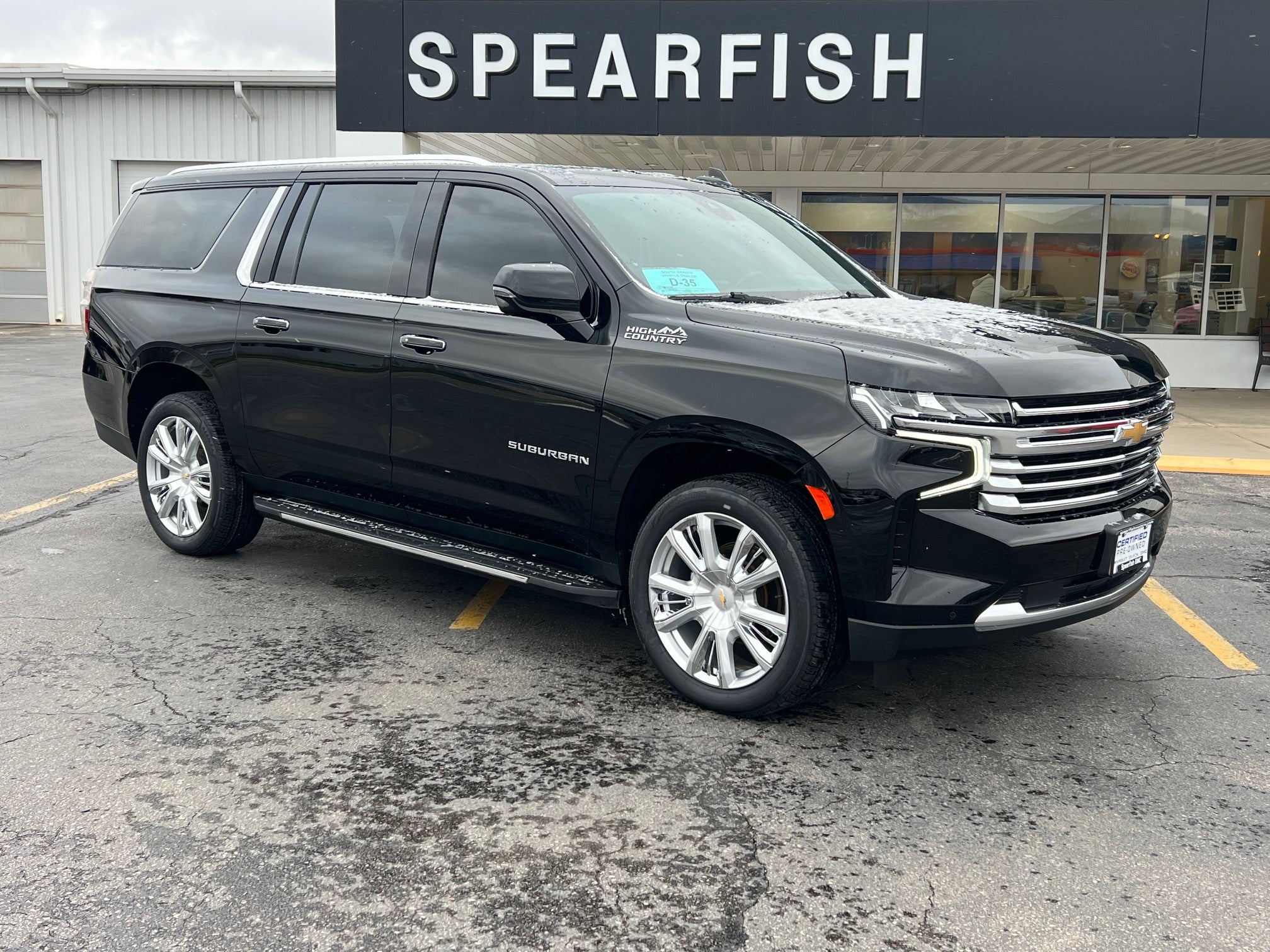 2021 Chevrolet Suburban Base