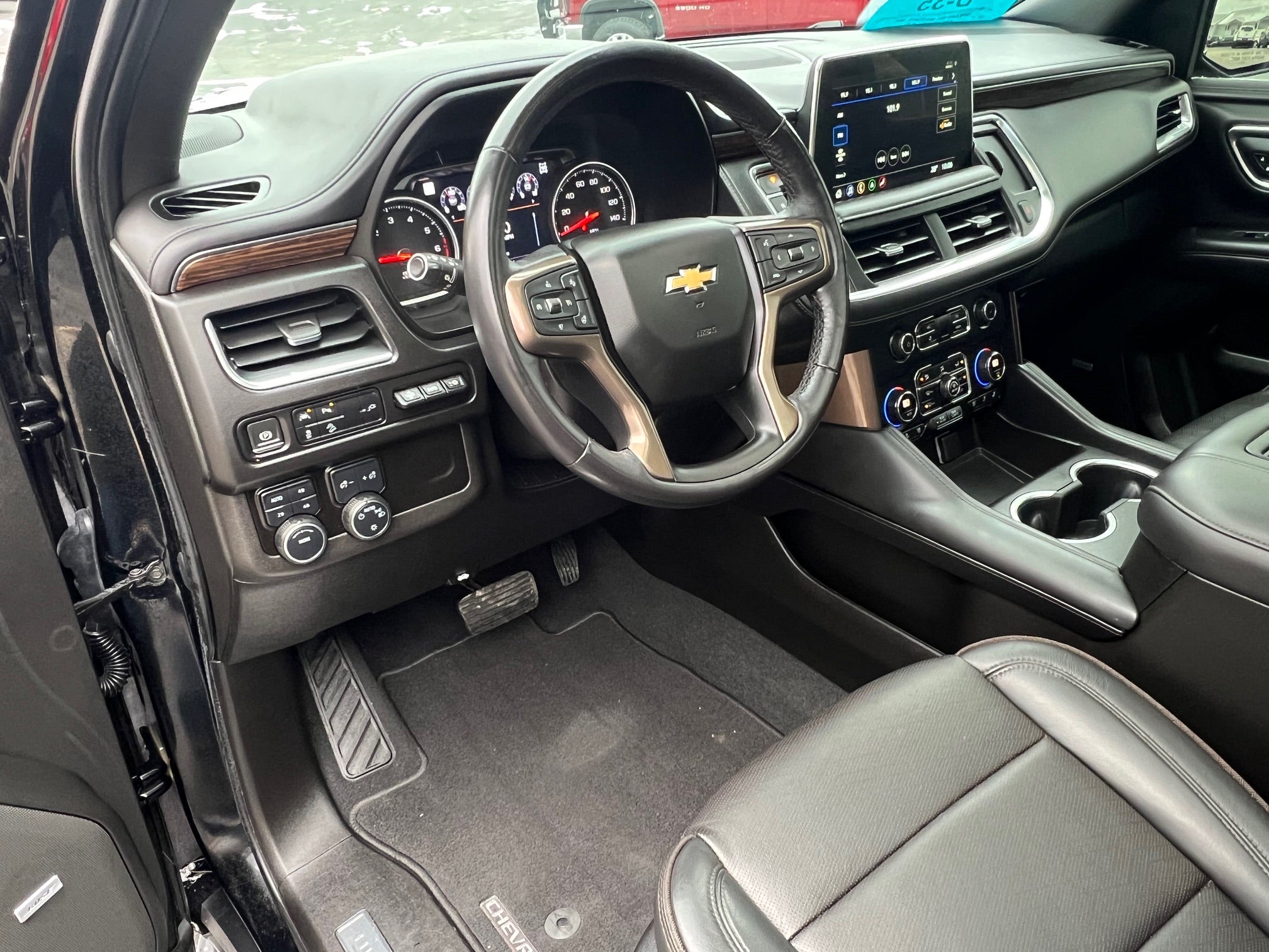 2021 Chevrolet Suburban Base