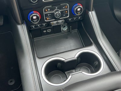 2021 Chevrolet Suburban Base