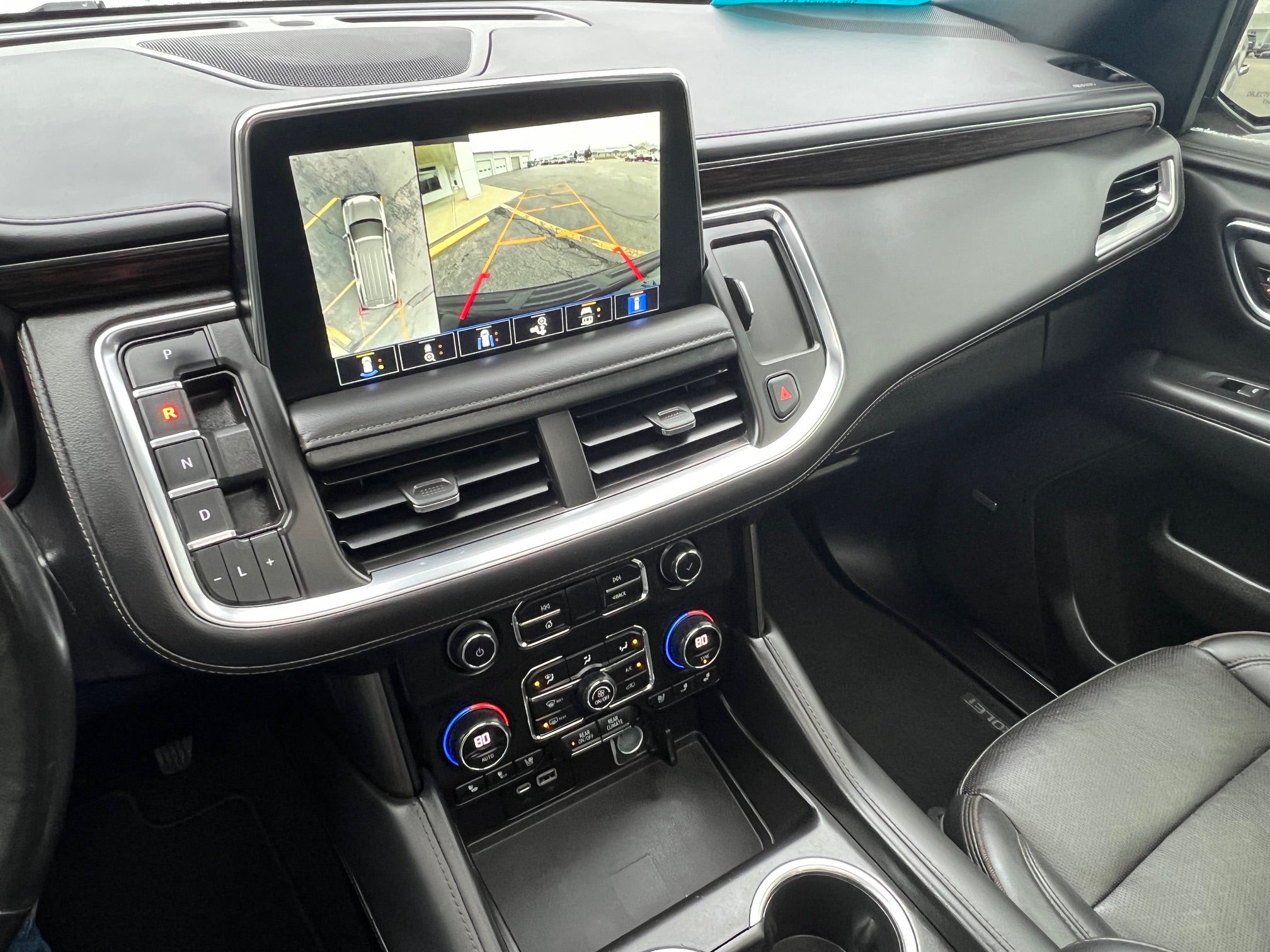 2021 Chevrolet Suburban Base