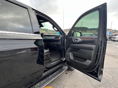 2021 Chevrolet Suburban Base