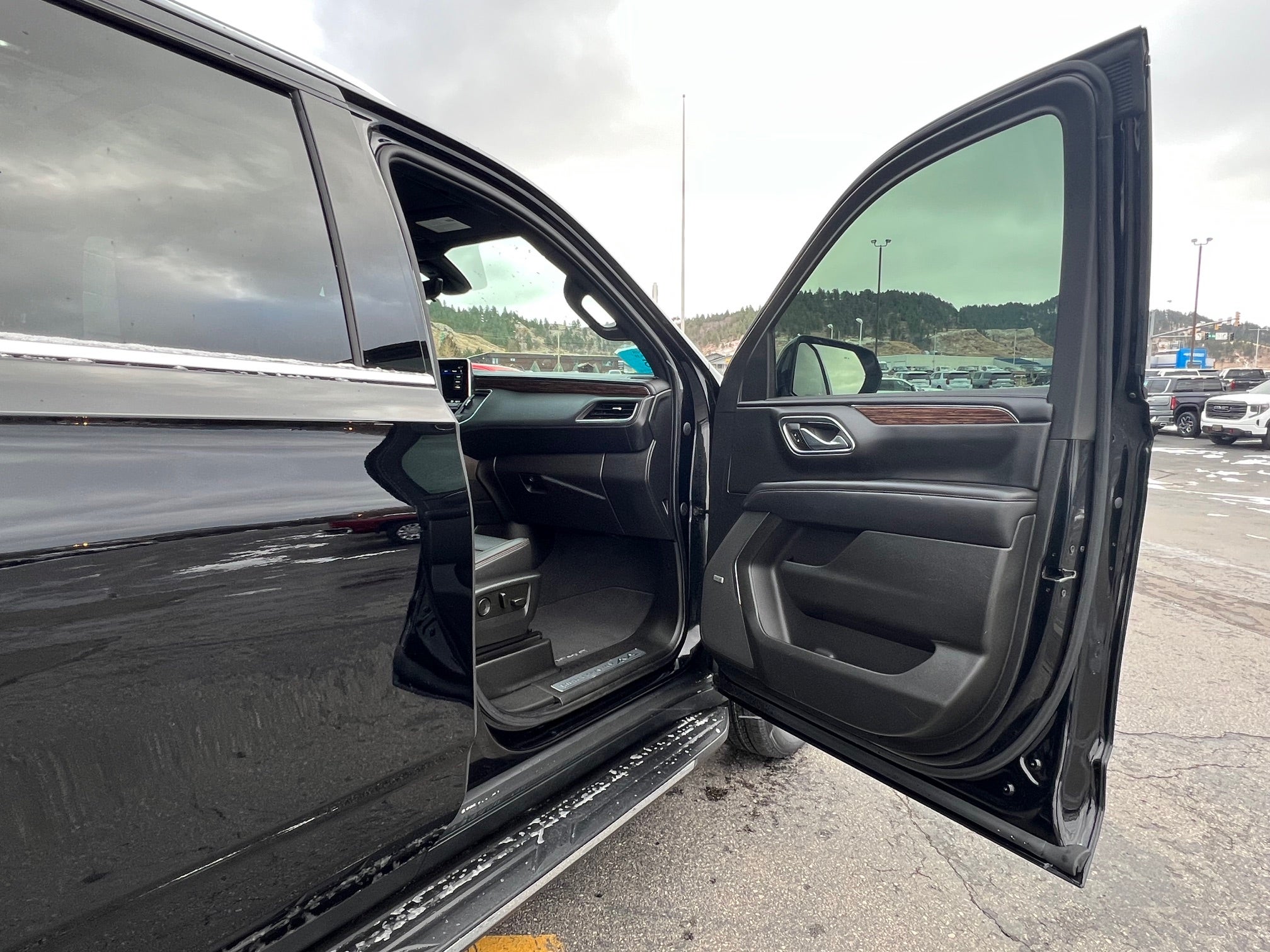 2021 Chevrolet Suburban Base