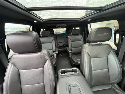 2021 Chevrolet Suburban Base