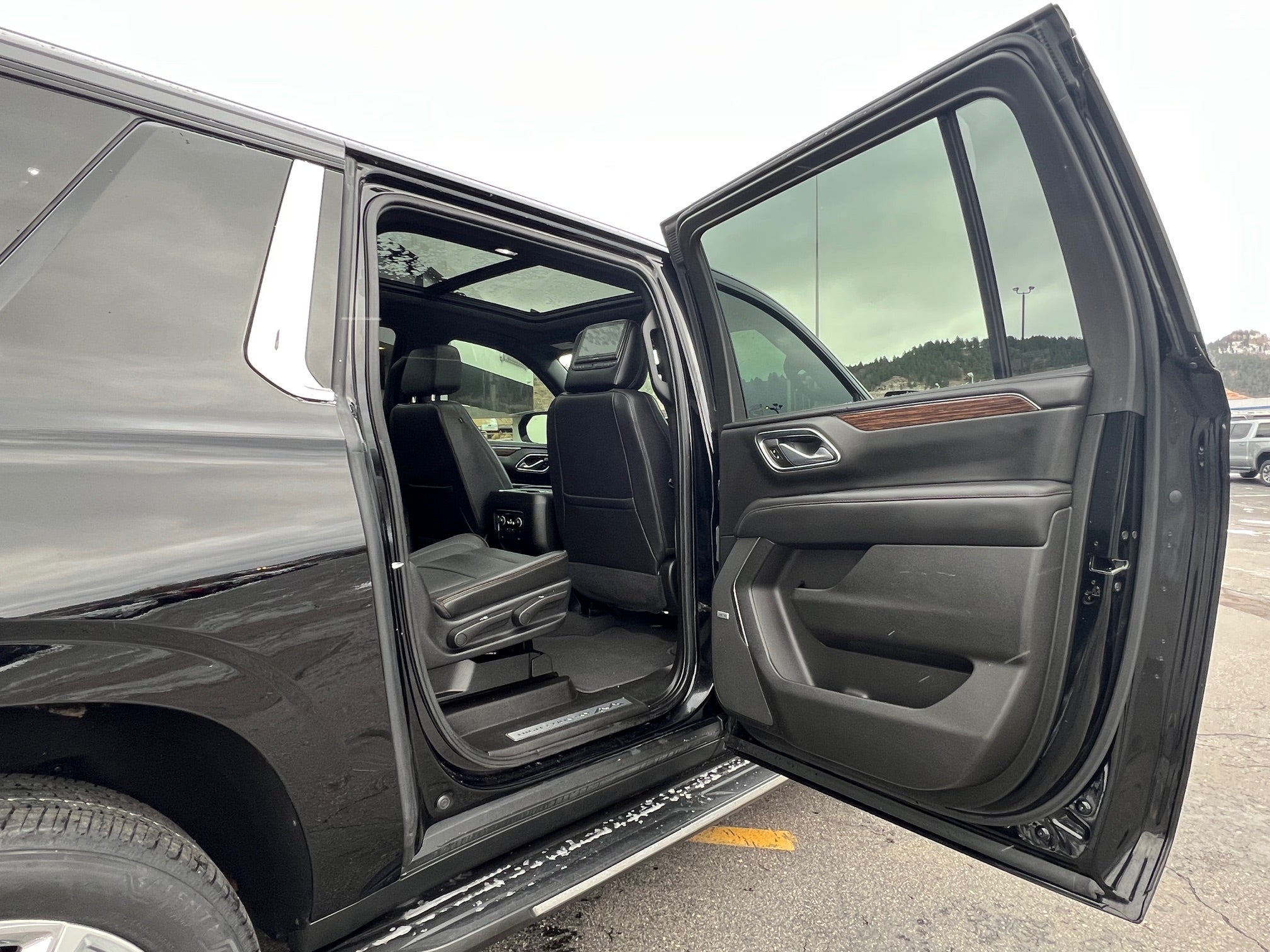 2021 Chevrolet Suburban Base