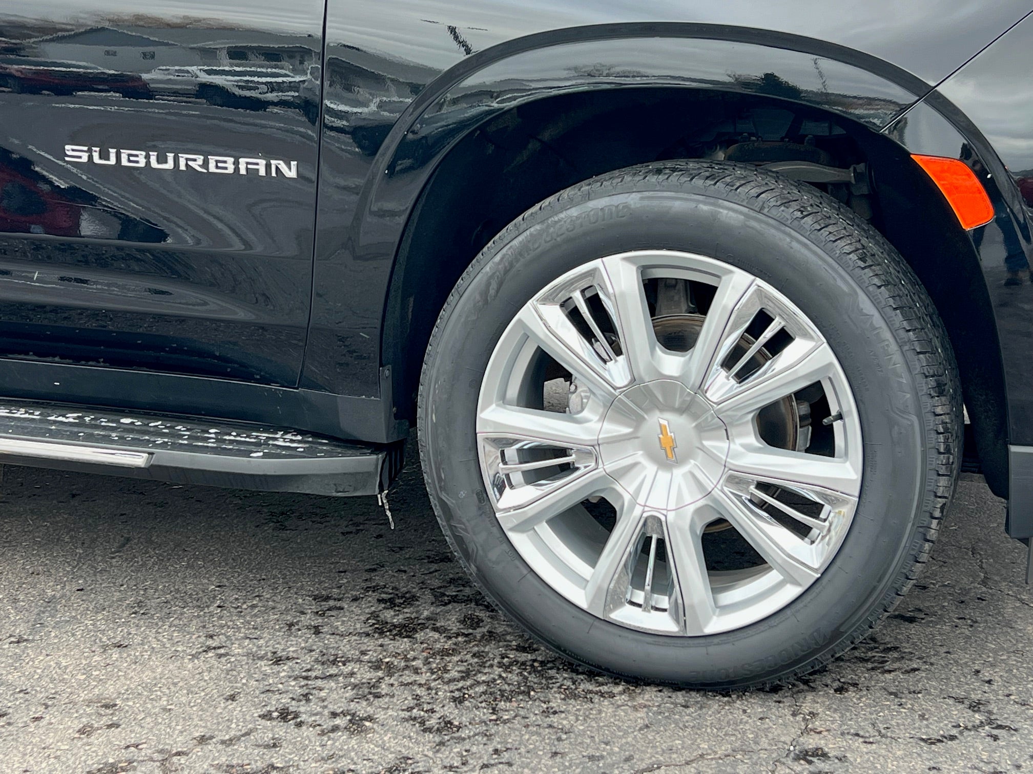 2021 Chevrolet Suburban Base