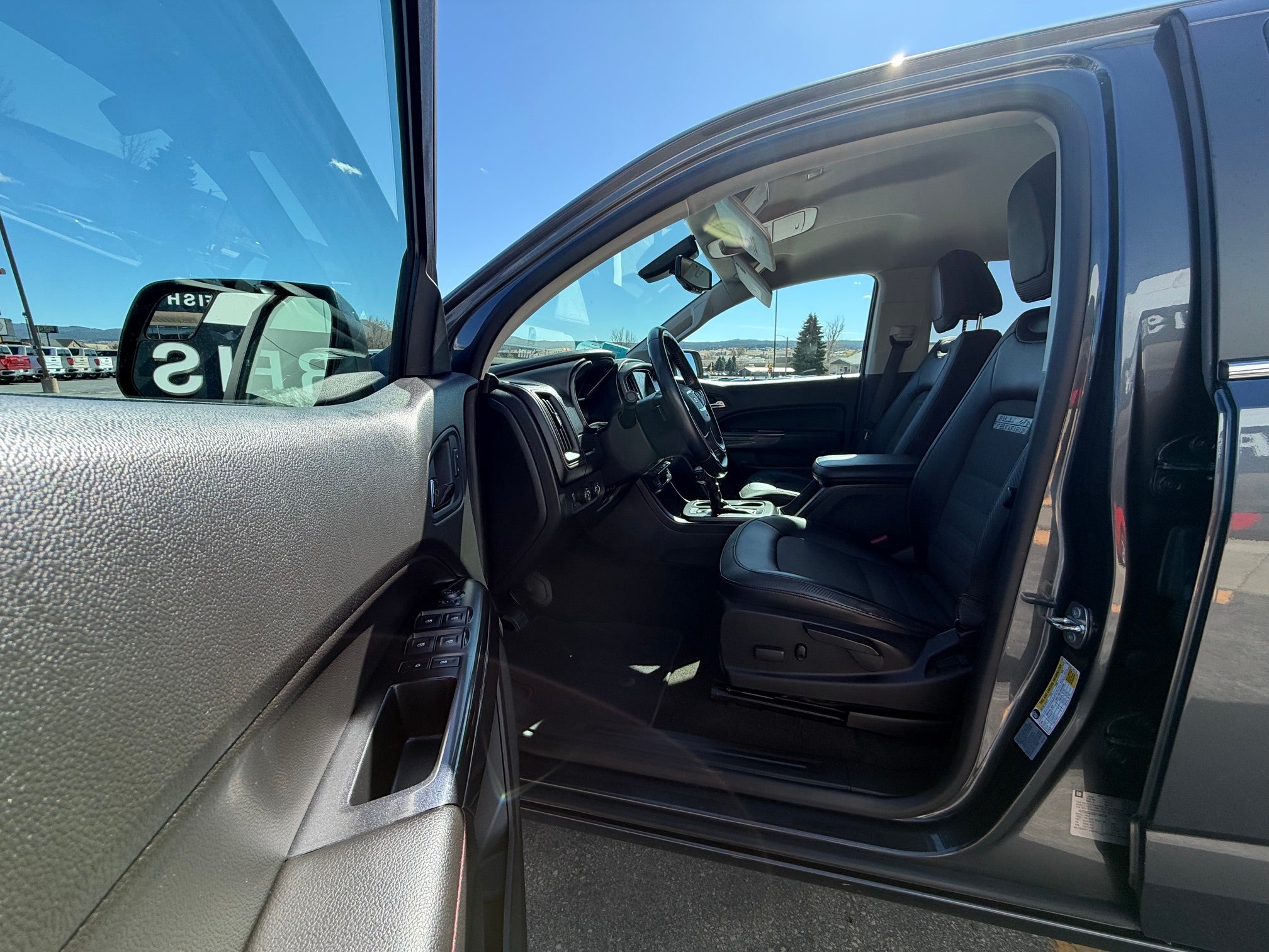 2016 GMC Canyon Base