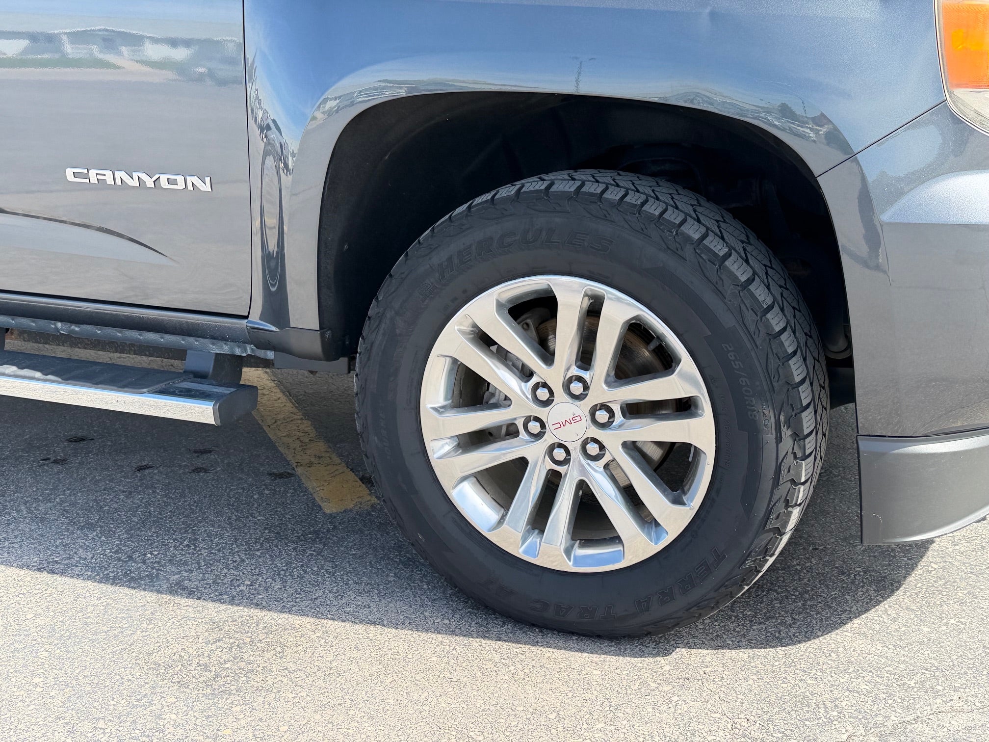 2016 GMC Canyon Base