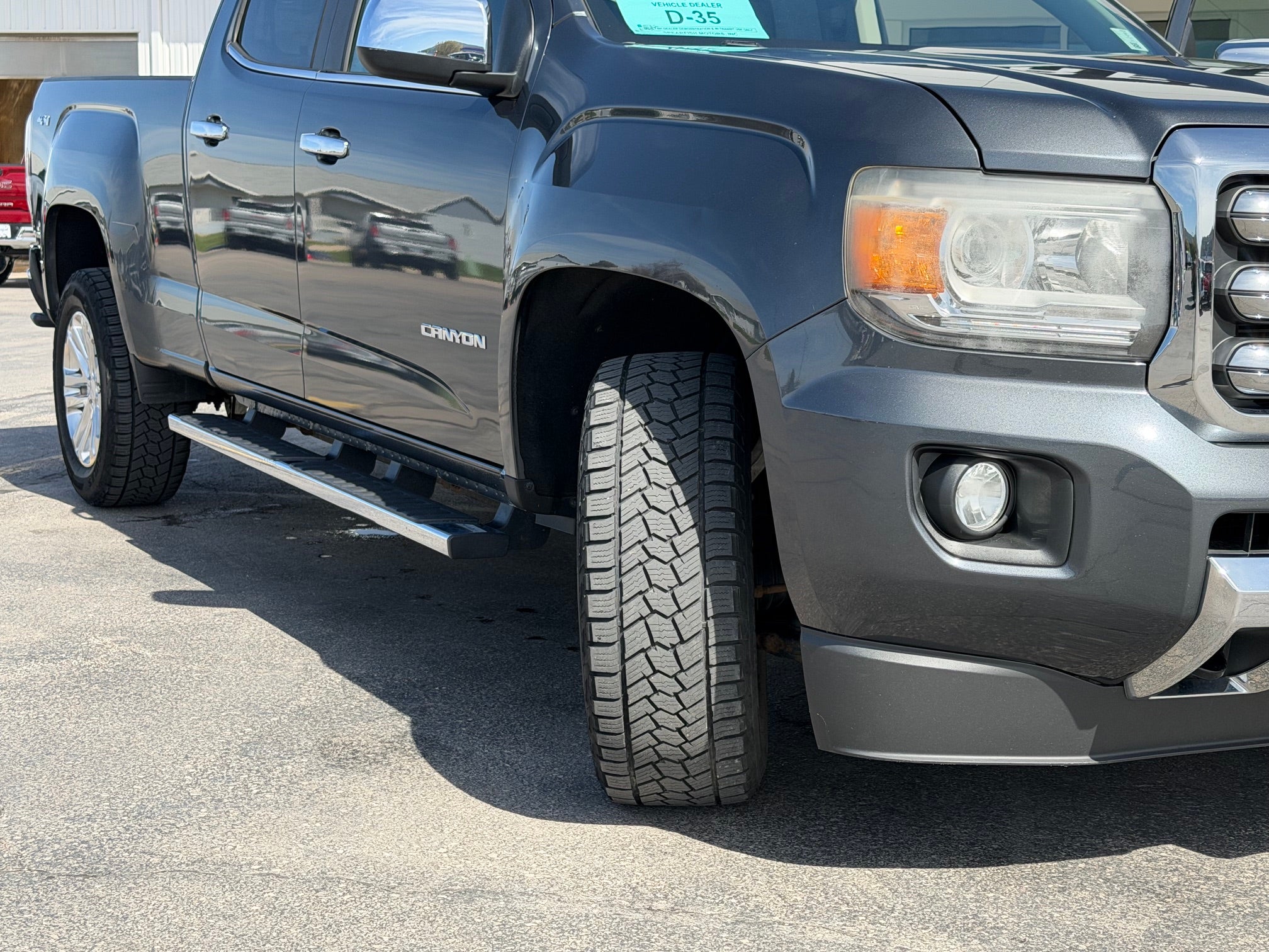 2016 GMC Canyon Base