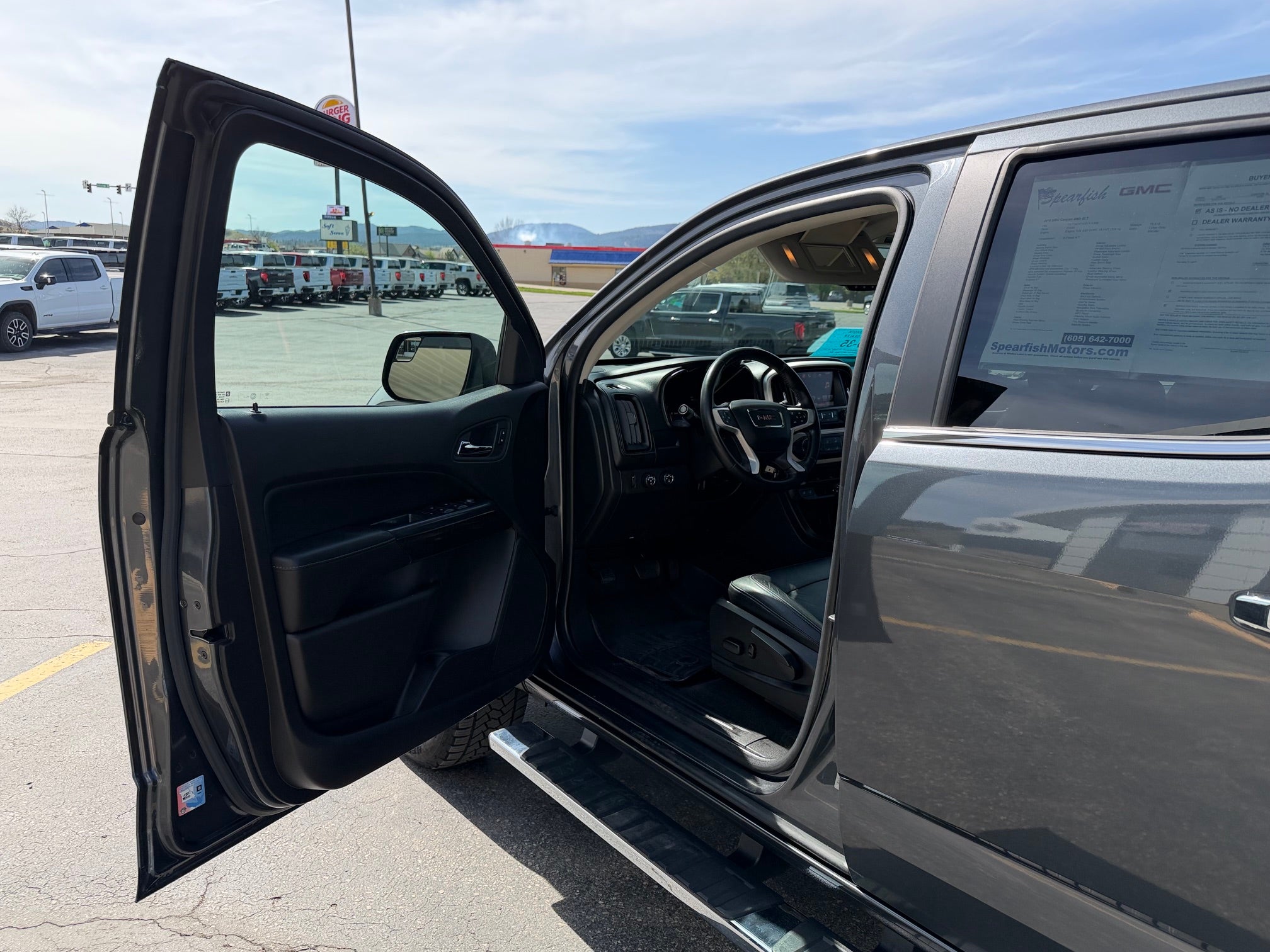 2016 GMC Canyon Base