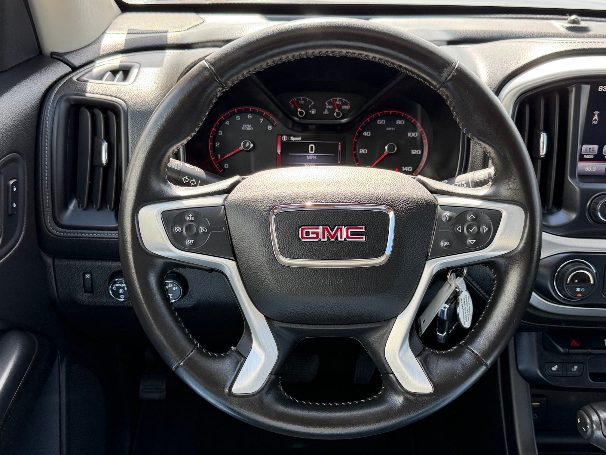 2016 GMC Canyon Base
