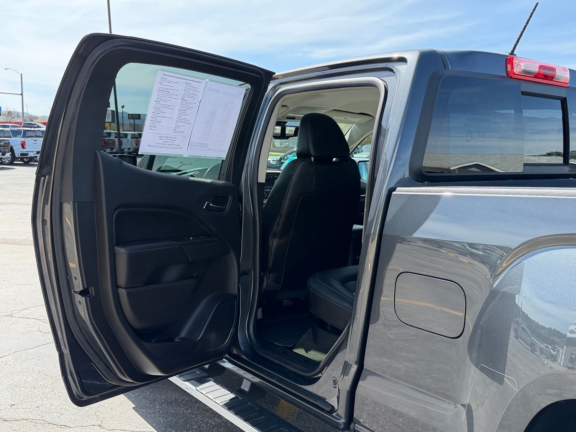 2016 GMC Canyon Base