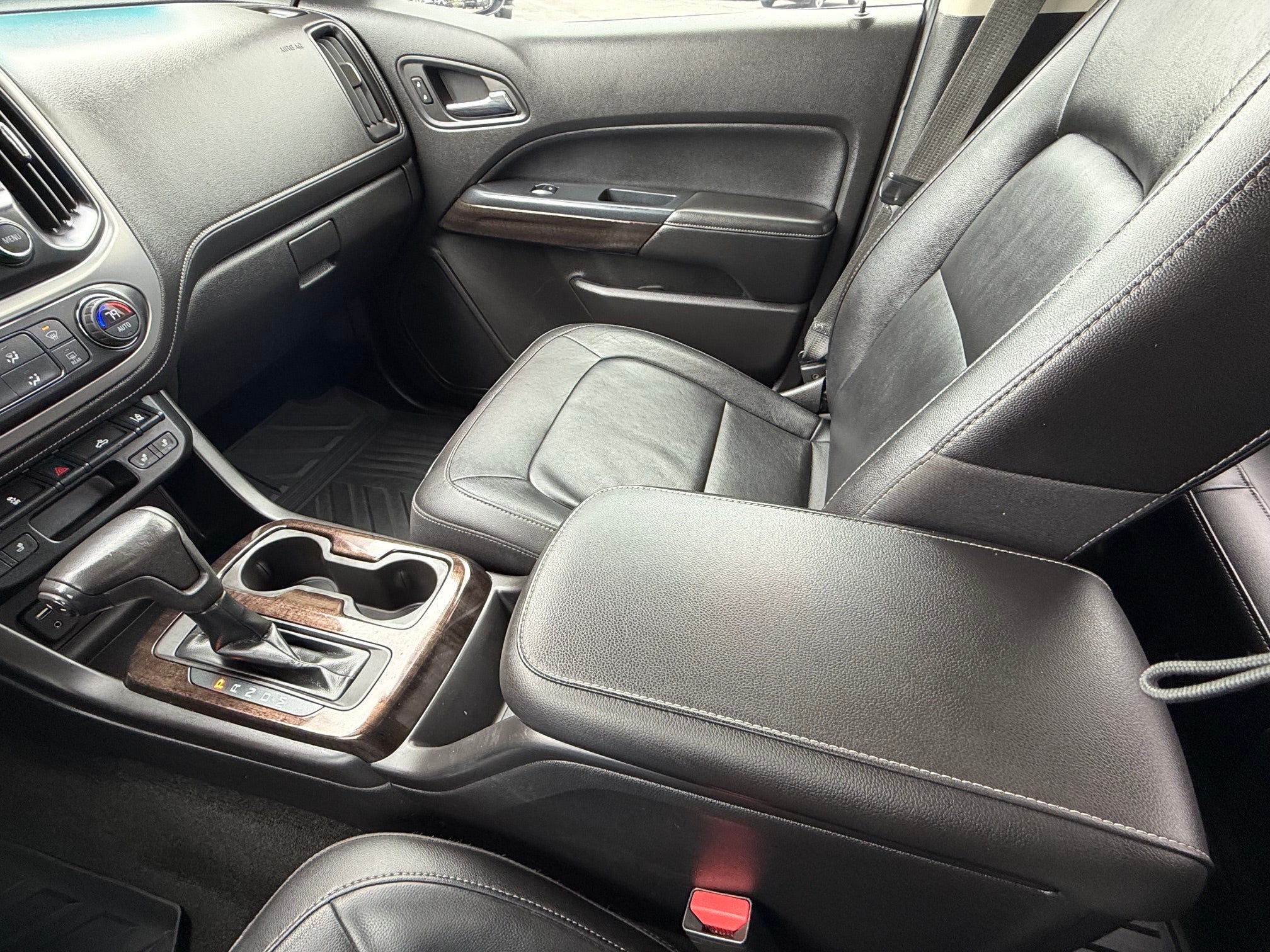 2016 GMC Canyon Base