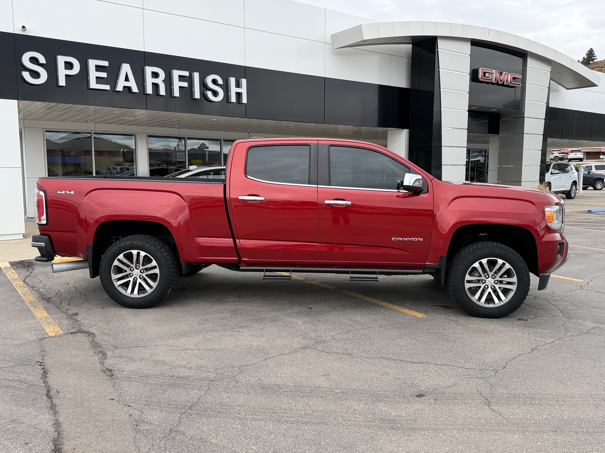 2016 GMC Canyon Base