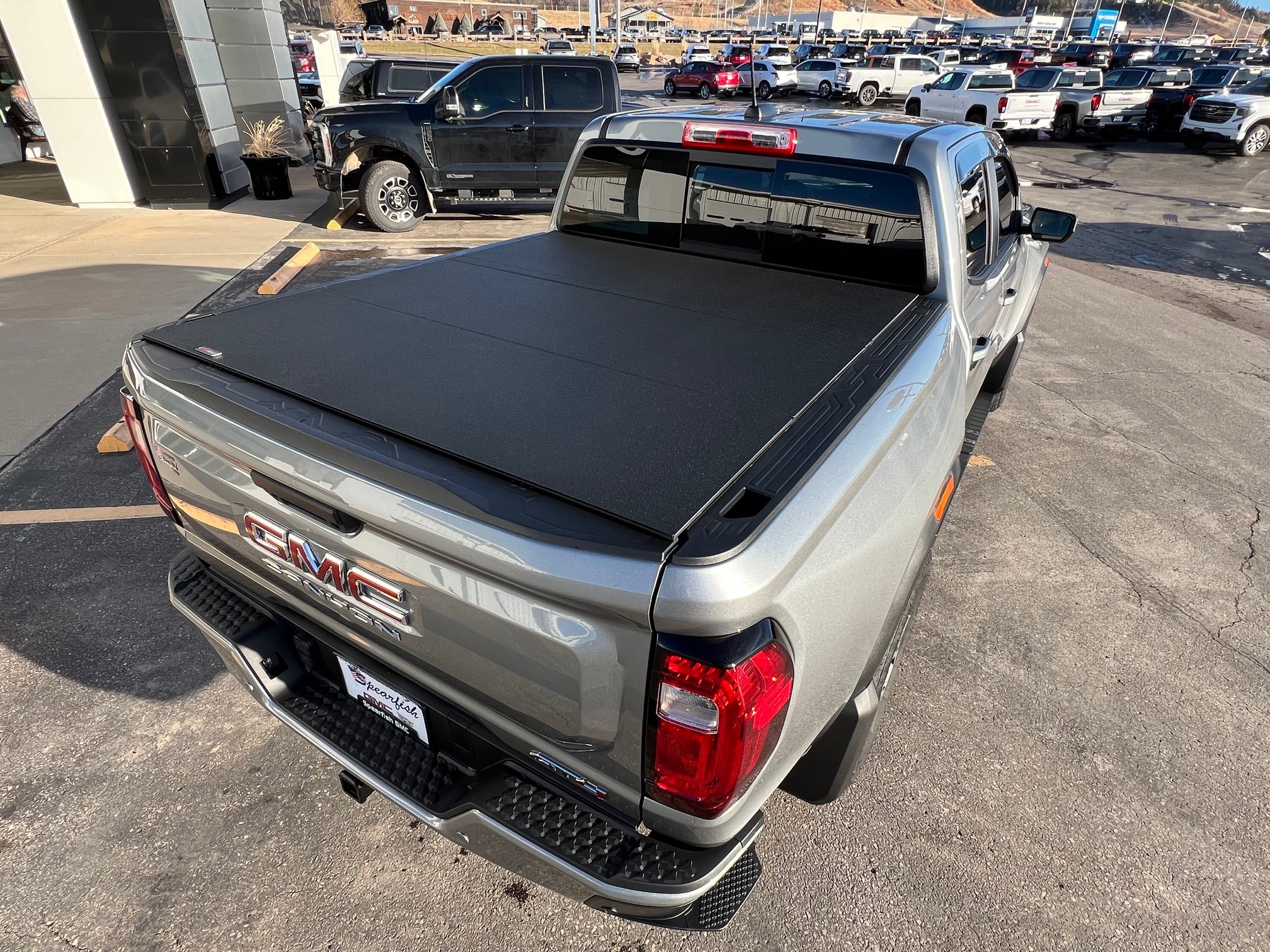 2024 GMC Canyon Base