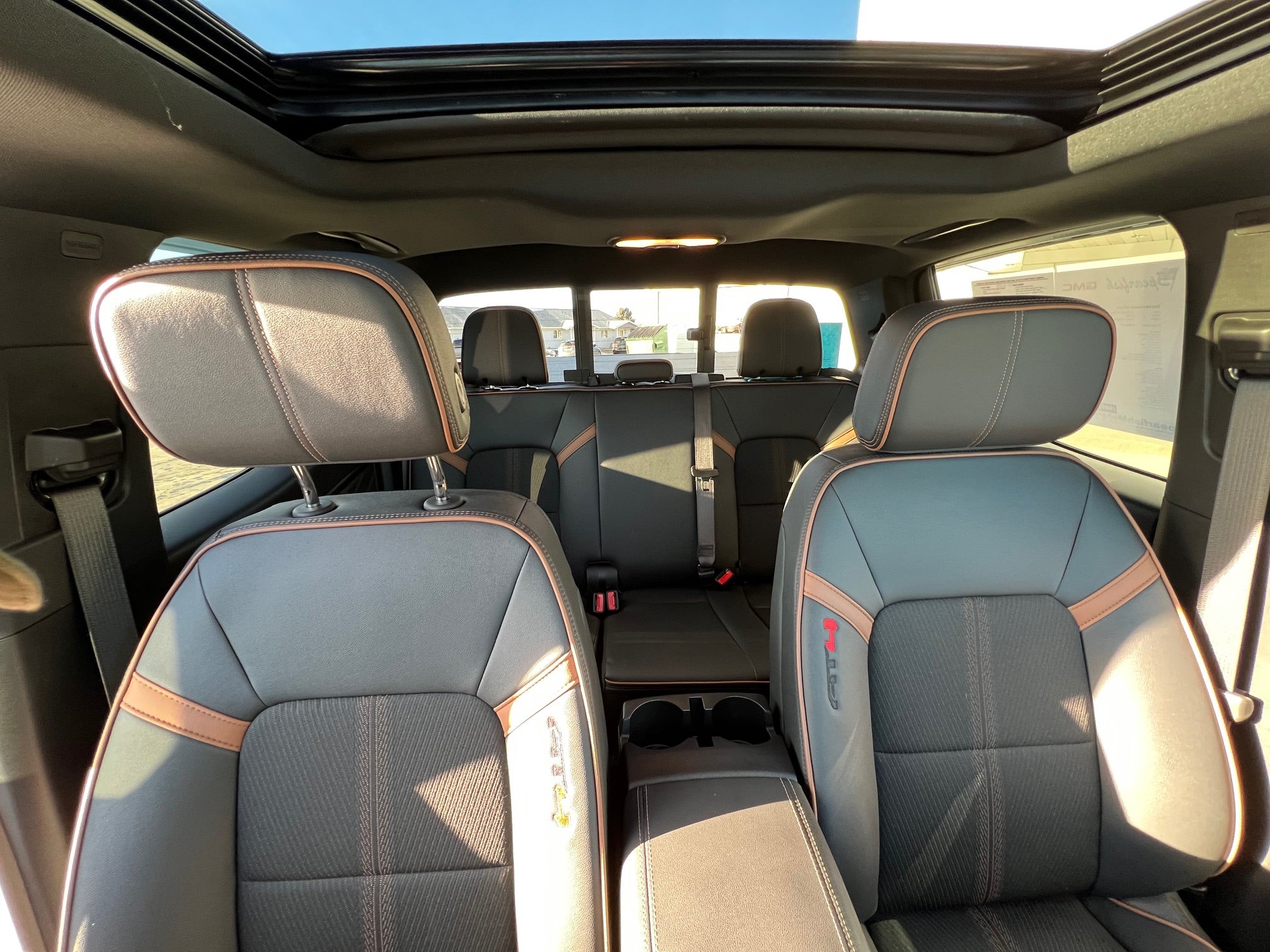 2024 GMC Canyon Base