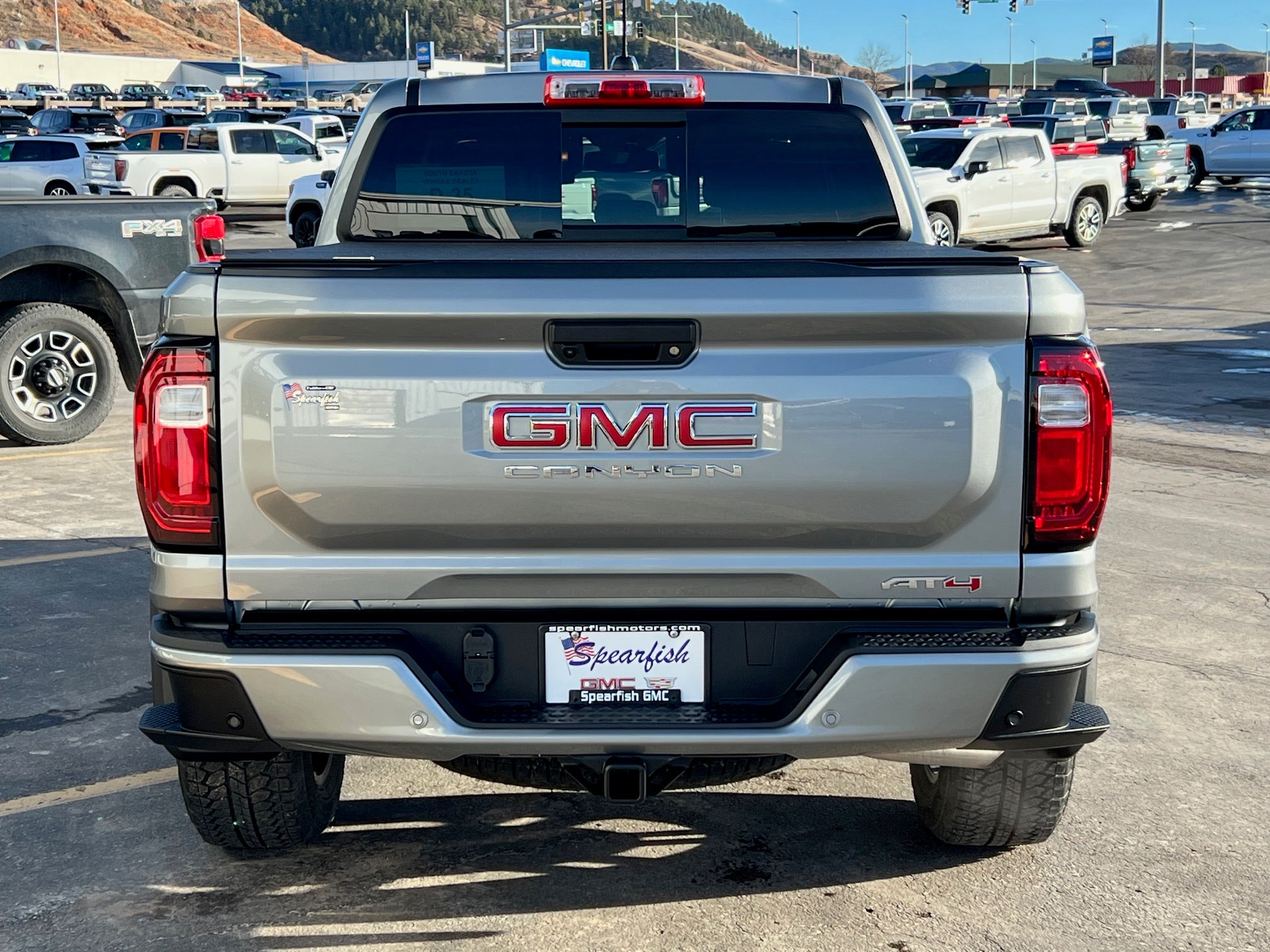 2024 GMC Canyon Base