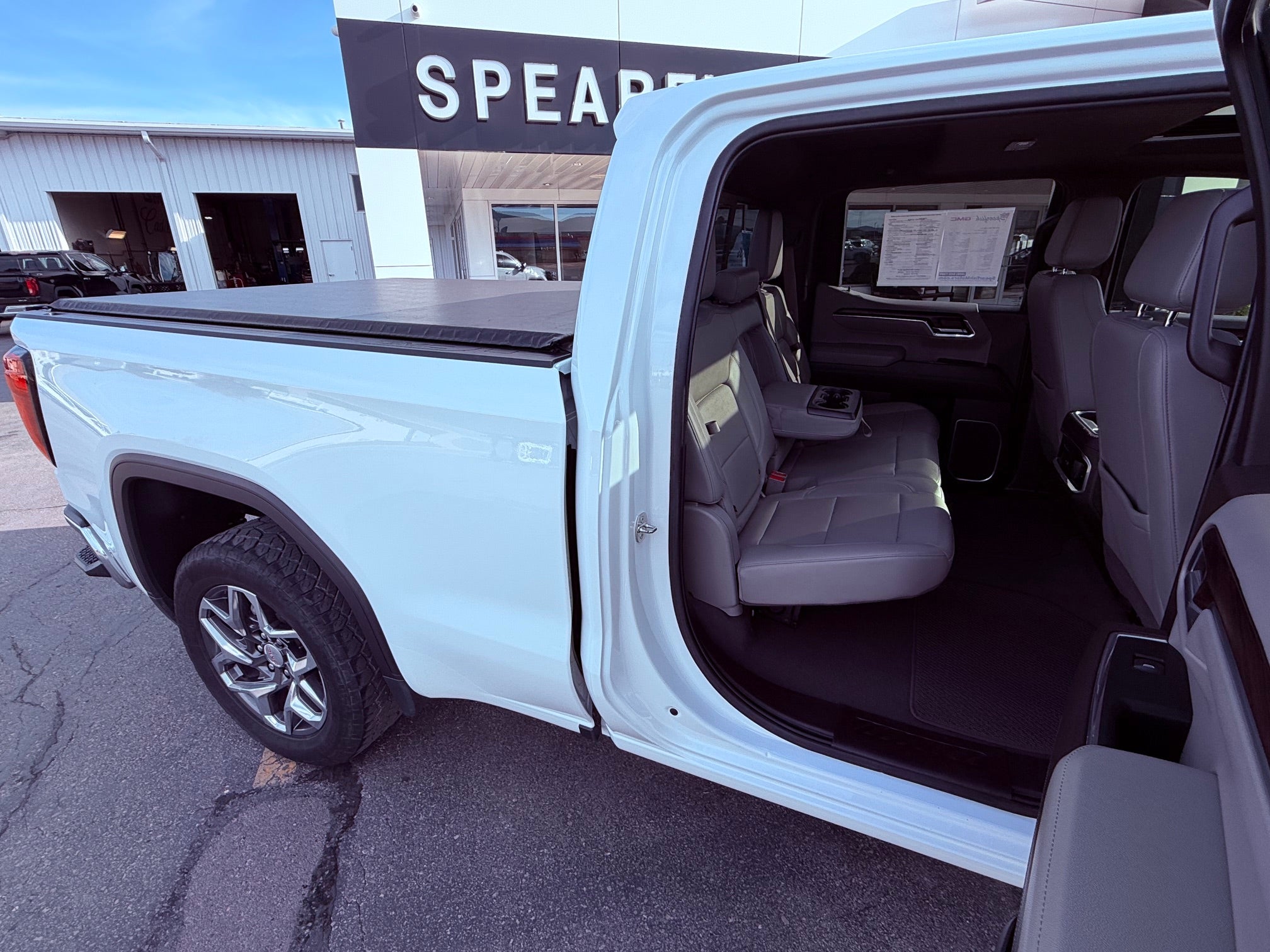 2023 GMC Sierra 1500 Base