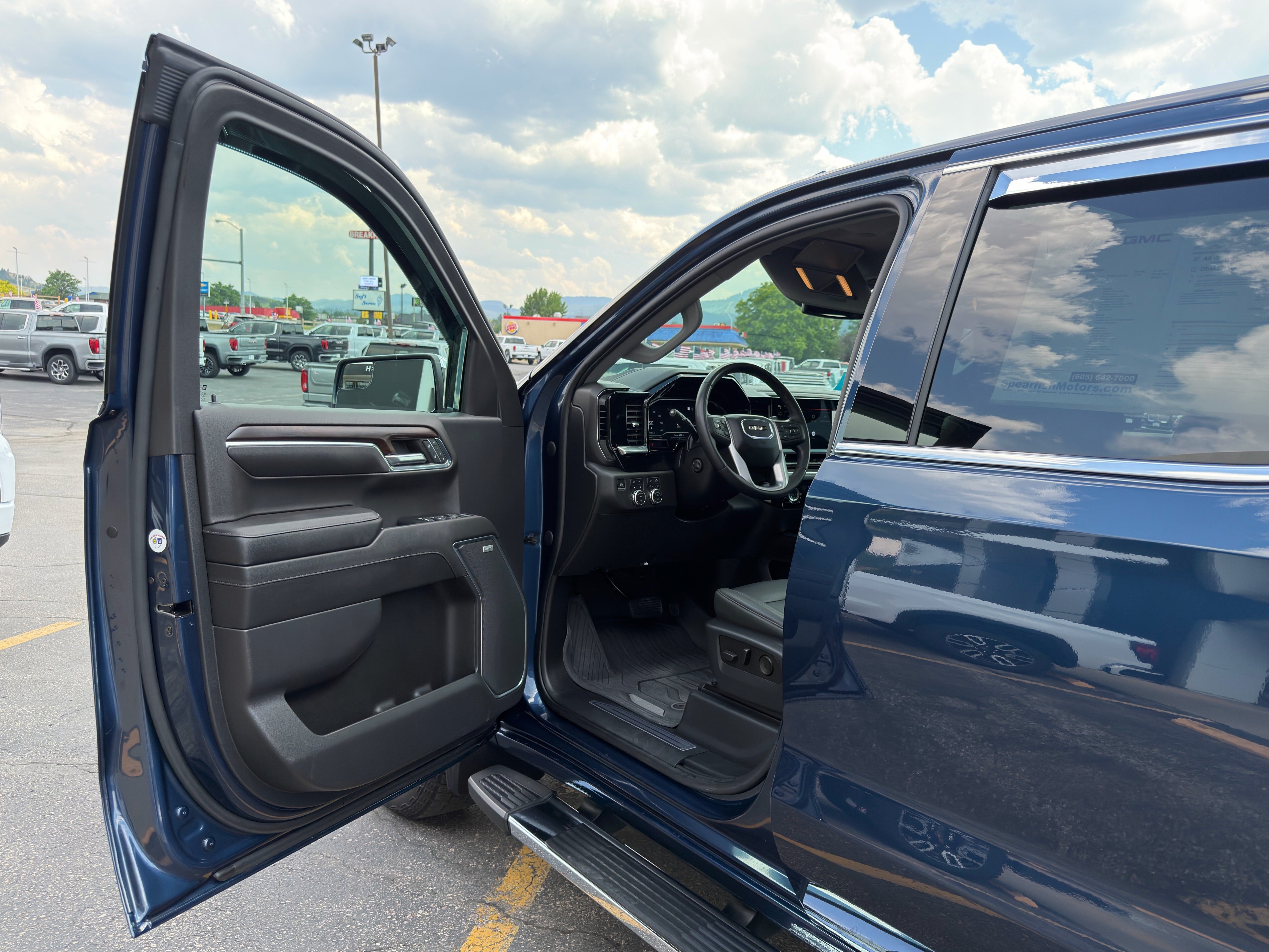 2023 GMC Sierra 1500 Base