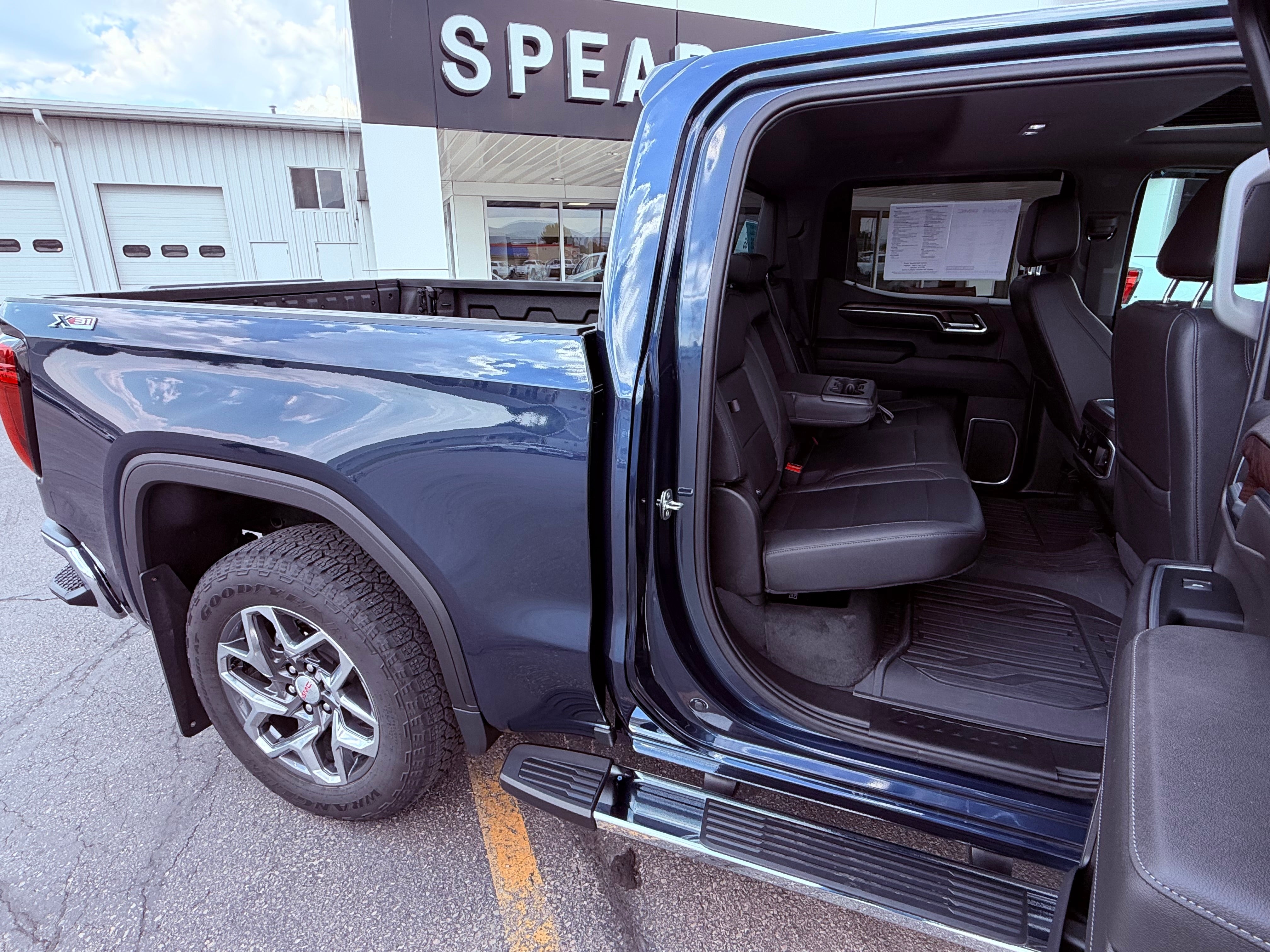 2023 GMC Sierra 1500 Base