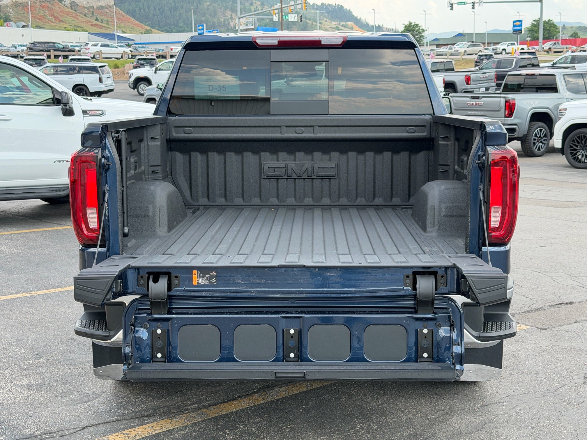 2023 GMC Sierra 1500 Base