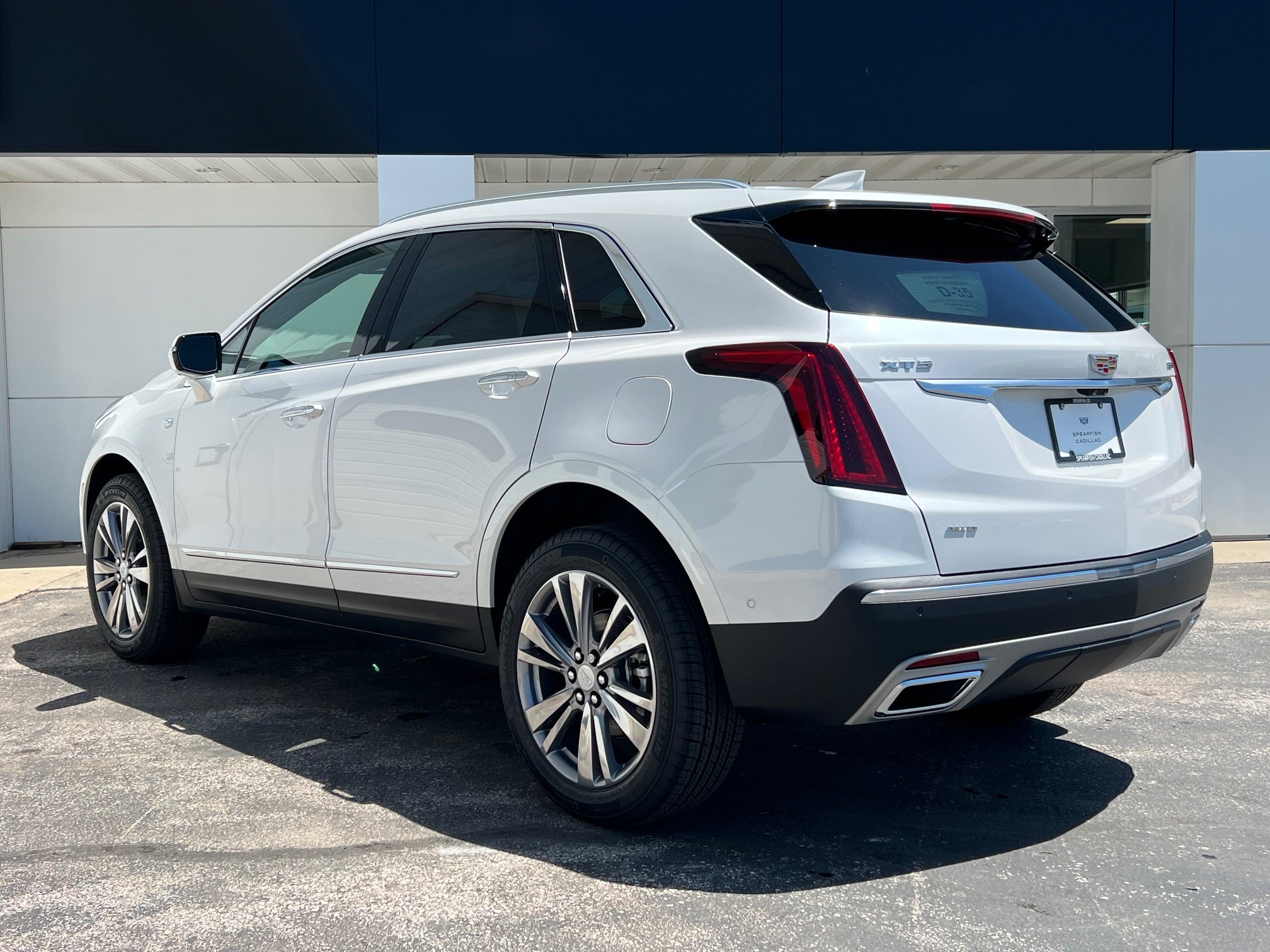 2025 Cadillac XT5 Premium Luxury