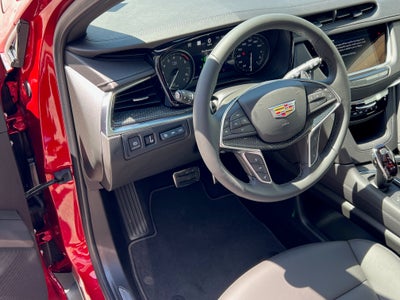 2025 Cadillac XT5 Sport