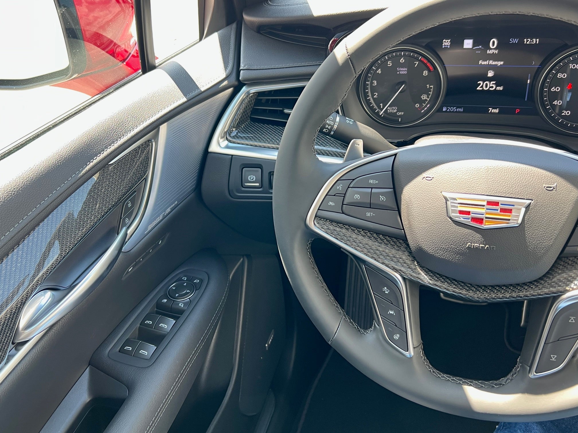 2025 Cadillac XT5 Sport