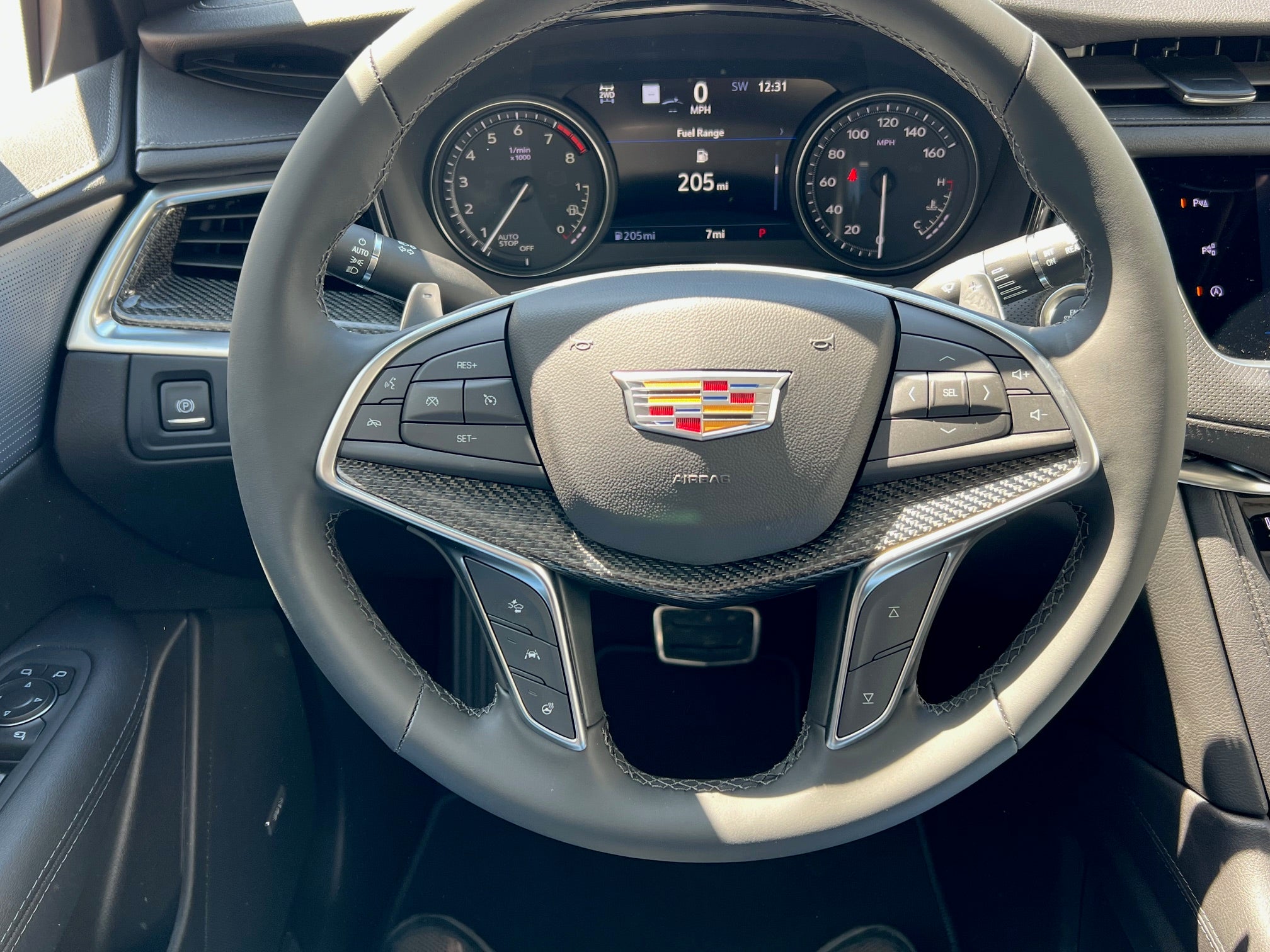 2025 Cadillac XT5 Sport