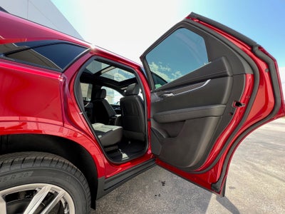 2025 Cadillac XT5 Sport